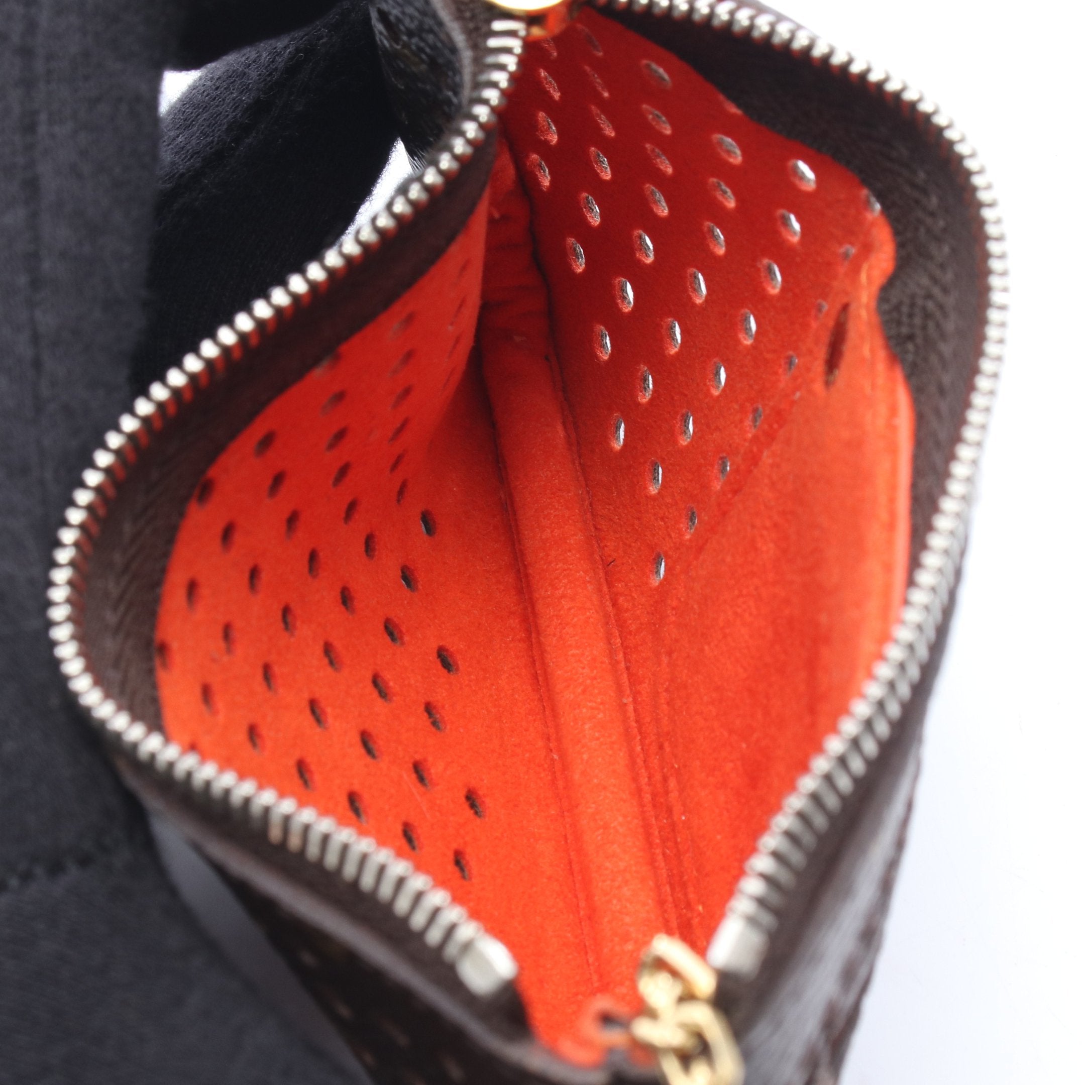 LOUIS VUITTON モノグラム ペルフォ ポシェット　クレ　キーリング付 ポシェット クレ モノグラムペルフォ オランジュ キーリング付き