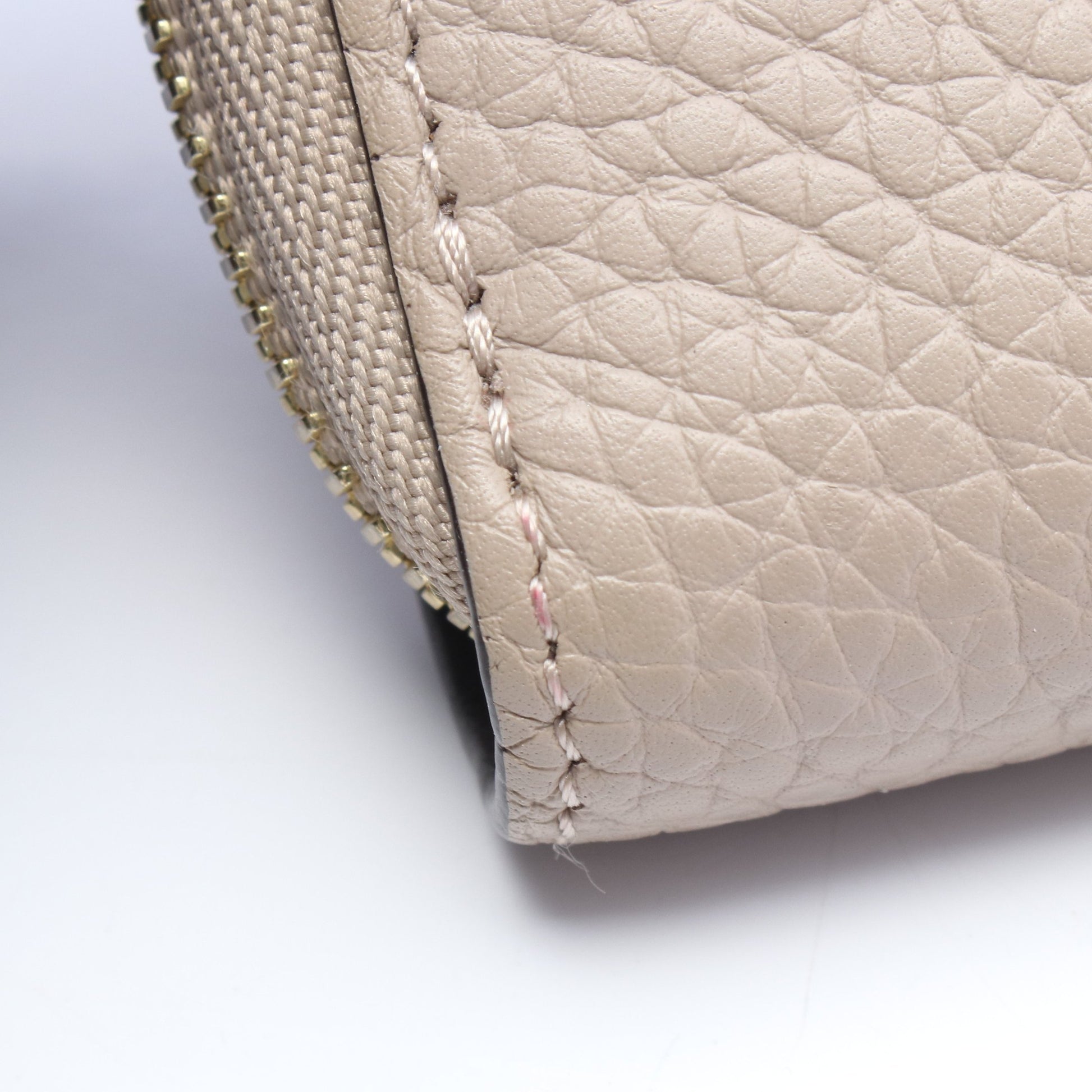 ポルトフォイユ コメット ガレ L字ファスナー長財布 トリヨンレザー グレーベージュ ルイヴィトン 財布・小物 LOUIS VUITTON