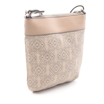 アナグラム ショルダーバッグ PVC レザー ベージュ ロエベ バッグ LOEWE