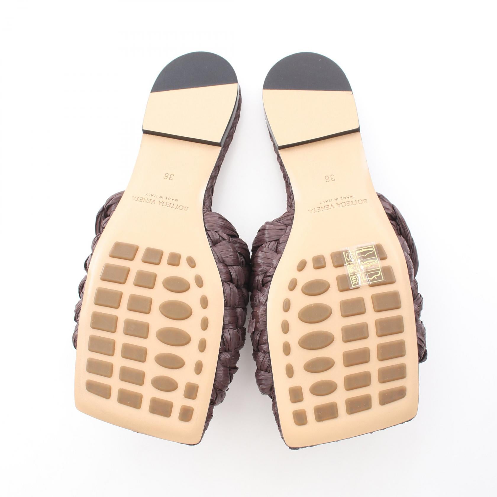 イントレチャート サンダル ラフィア ブラウン ボッテガヴェネタ シューズ BOTTEGA VENETA