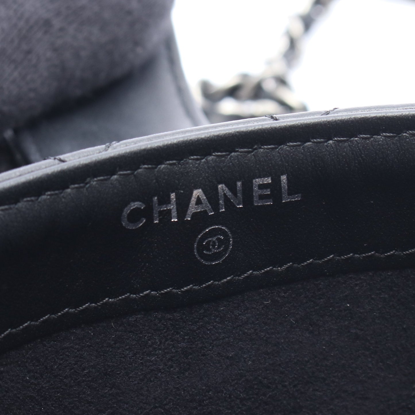 2.55 マトラッセ アイコン フォンホルダー チェーンショルダーバッグ レザー ブラック シルバー金具 シャネル バッグ CHANEL