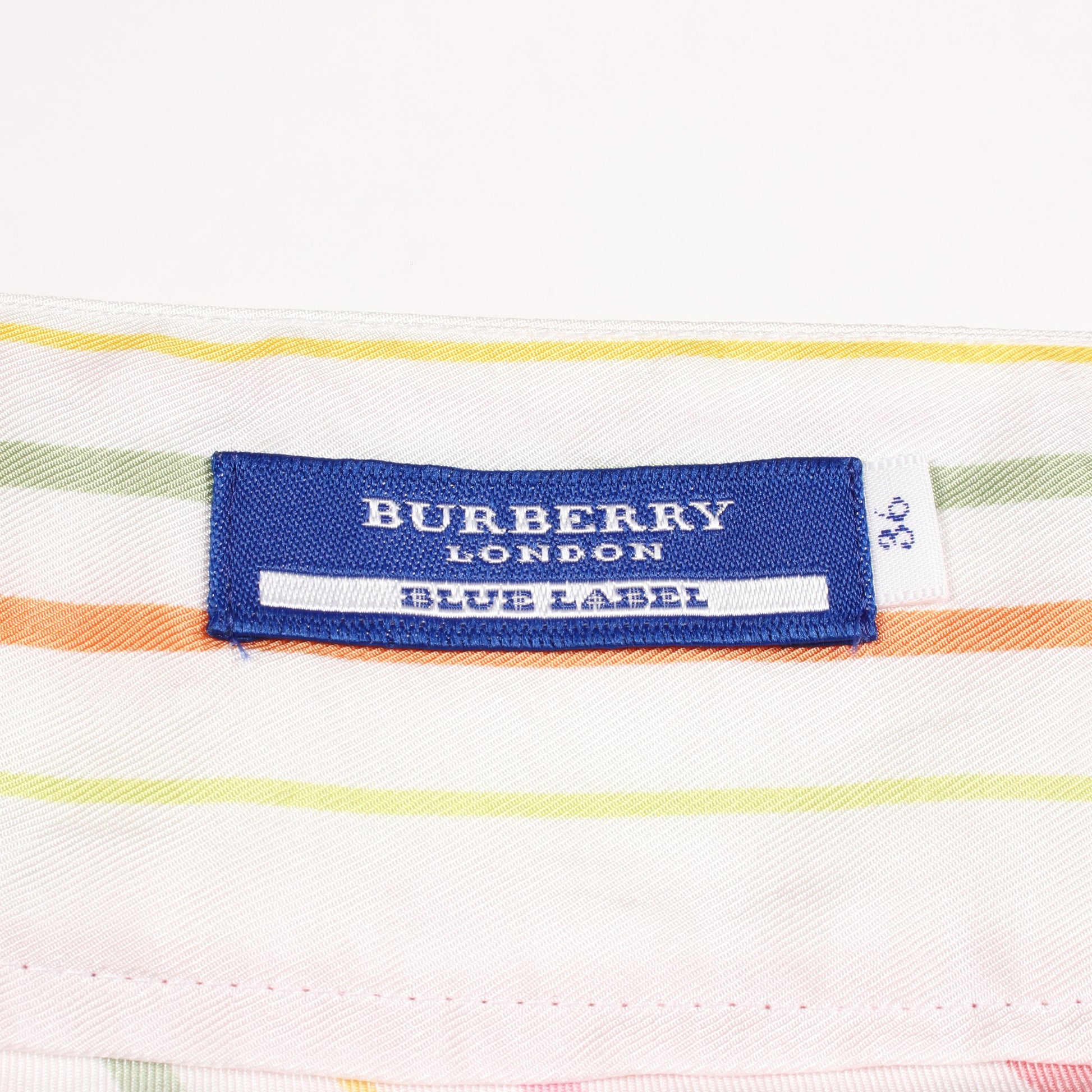 ストラップ ノースリーブ スカート セットアップ ホワイト マルチカラー バーバリーブルーレーベル スーツ BURBERRY BLUE LABEL