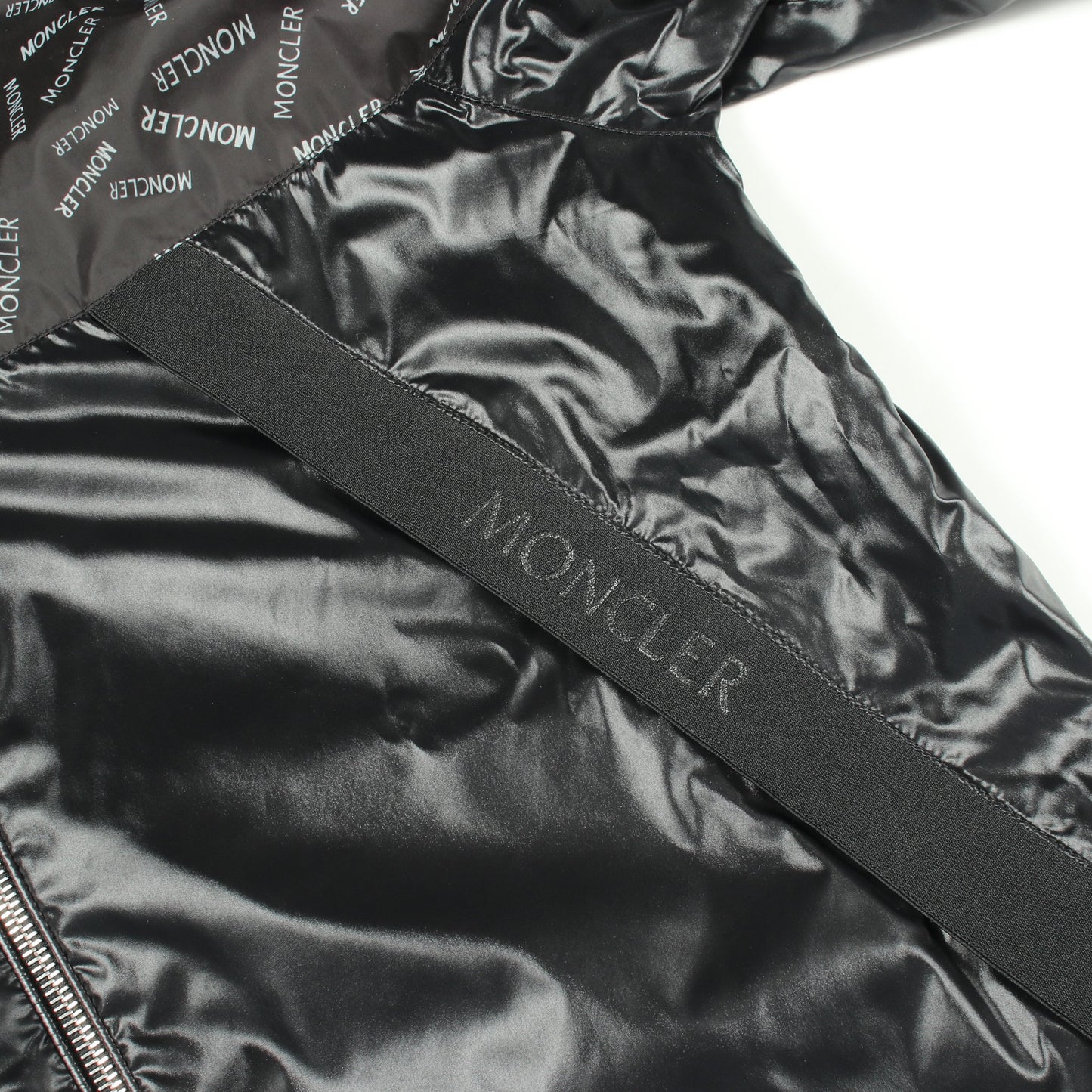 GIDAYU ロゴプリント フード付き ナイロンジャケット ブラック モンクレール アウター MONCLER