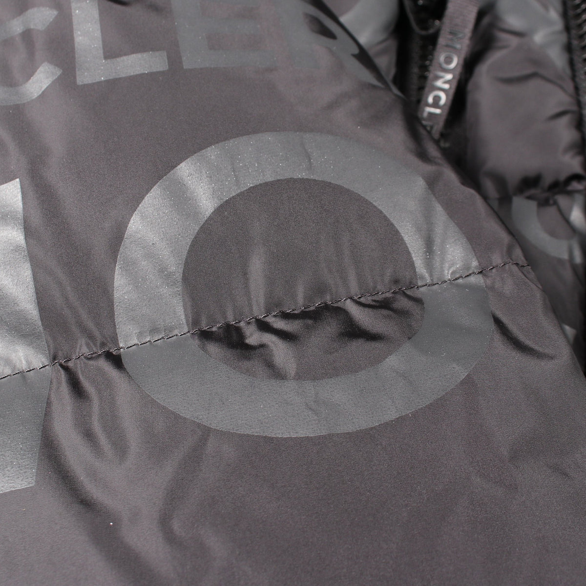 TARENTAISE ダウンジャケット ナイロン ブラック モンクレール アウター MONCLER