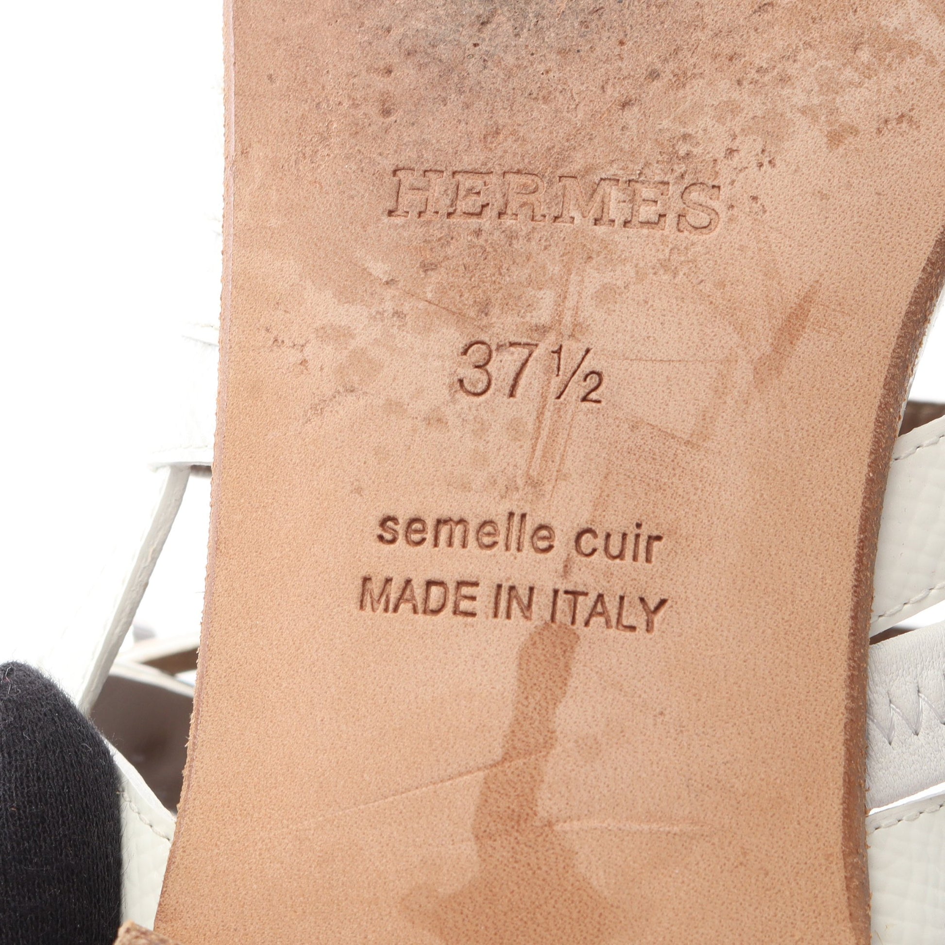 ケリーバックル サンダル レザー ホワイト エルメス シューズ HERMES