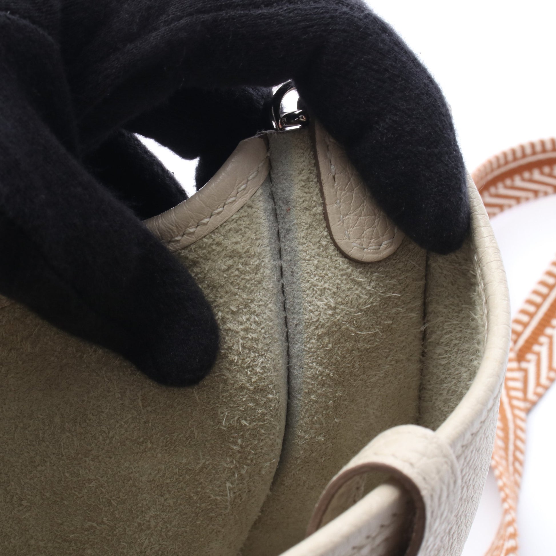 エヴリンTPM ベトン ショルダーバッグ トリヨンクレマンス アイボリー シルバー金具 Z刻印 エルメス バッグ HERMES