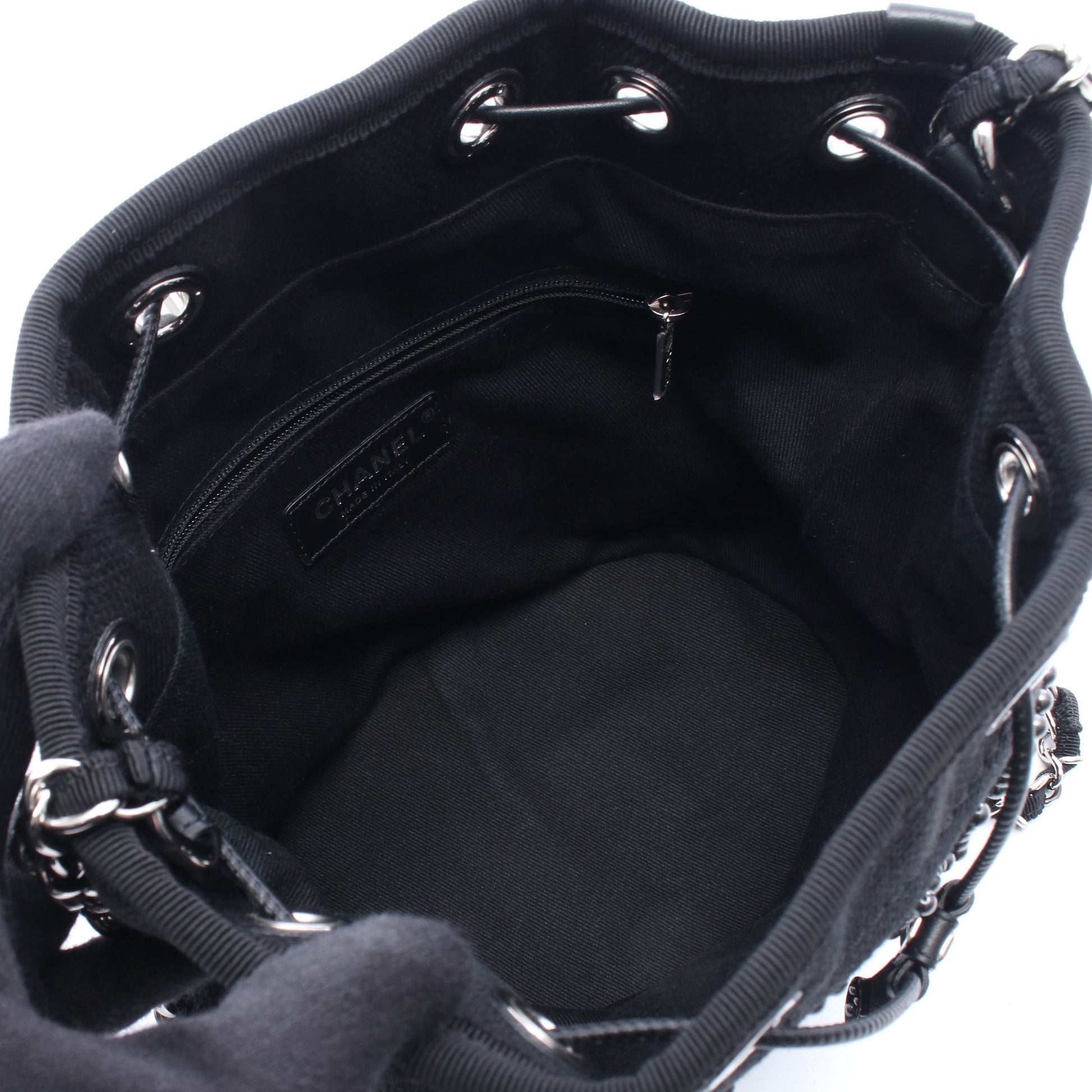 ドーヴィル 巾着 チェーンショルダーバッグ キャンバス レザー ブラック シルバー金具 シャネル バッグ CHANEL