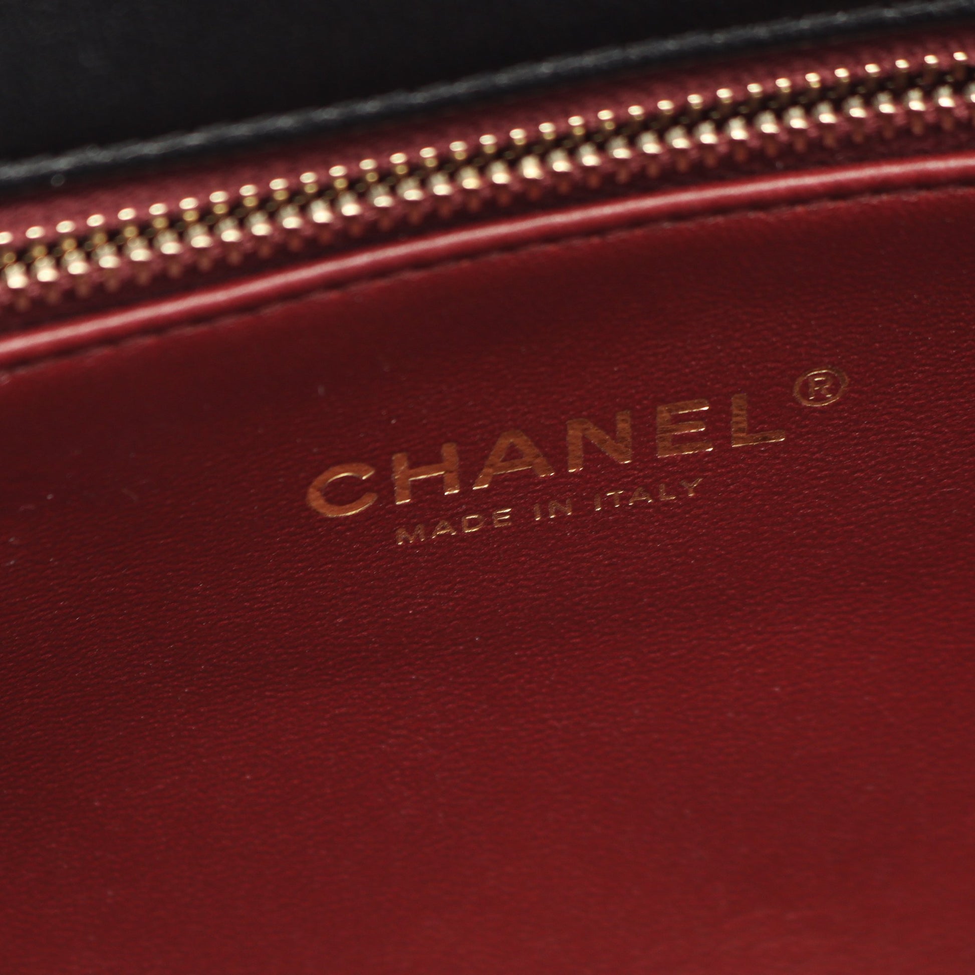 マトラッセ チェーンショルダーバッグ ラムスキン ブラック ゴールド金具 シャネル バッグ CHANEL