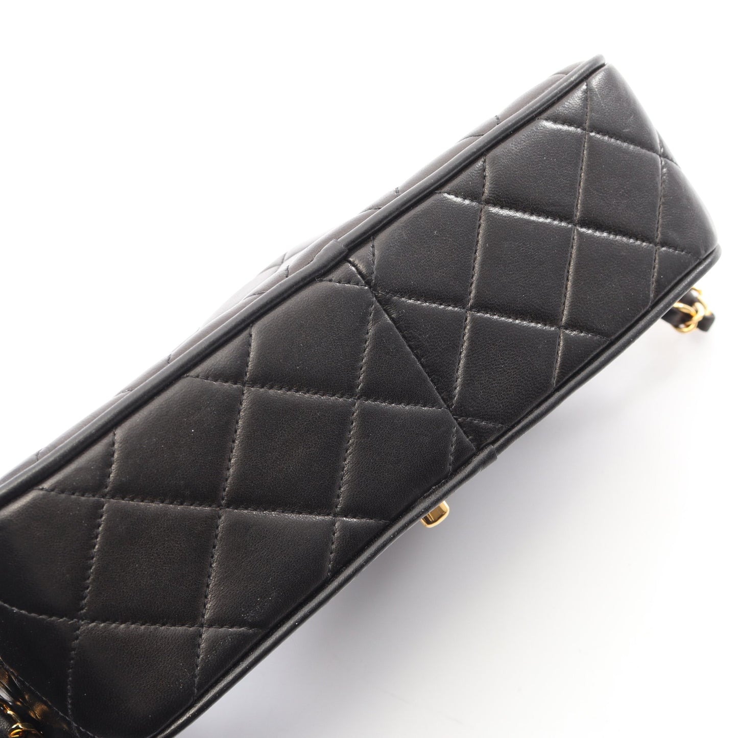 マトラッセ チェーンショルダーバッグ ラムスキン ブラック ゴールド金具 シャネル バッグ CHANEL