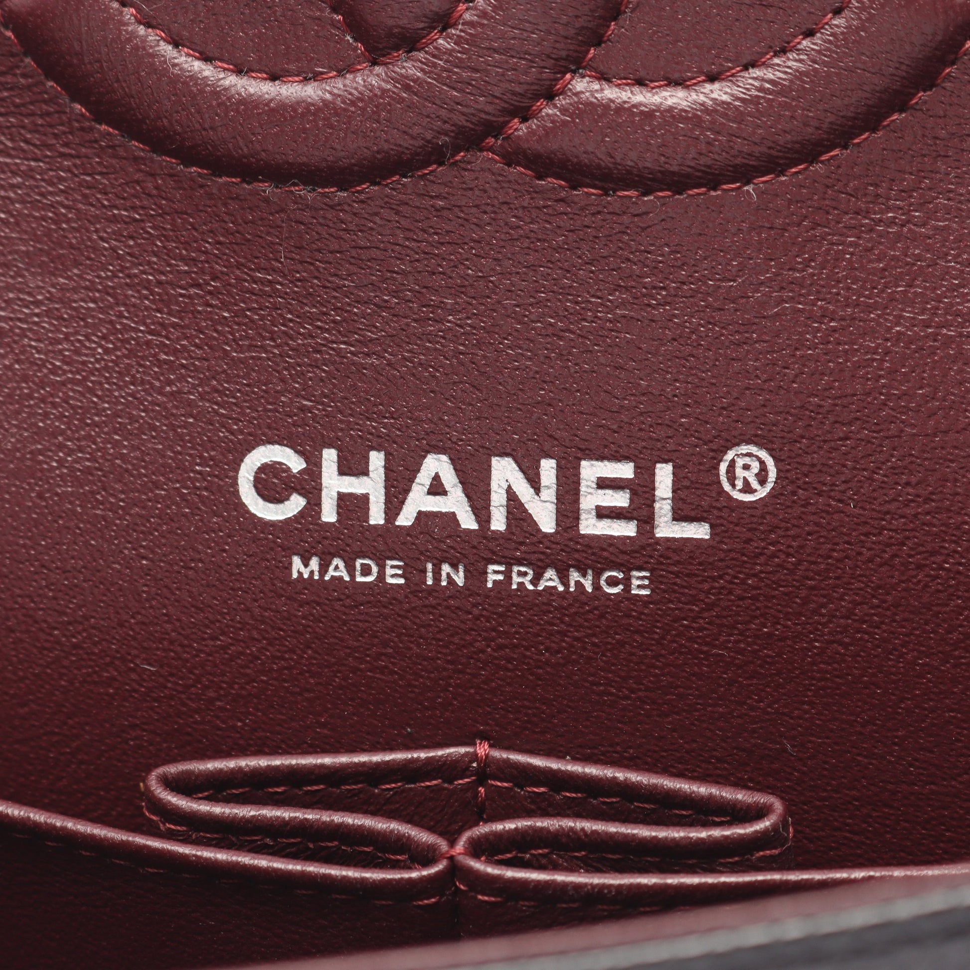 マトラッセ Wフラップ Wチェーンショルダーバッグ キャビアスキン ブラック シルバー金具 シャネル バッグ CHANEL