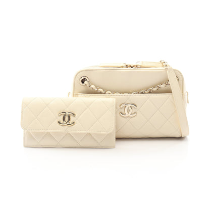 マトラッセ カメラバッグ チェーンショルダーバッグ キャビアスキン アイボリー ゴールド金具 シャネル バッグ CHANEL