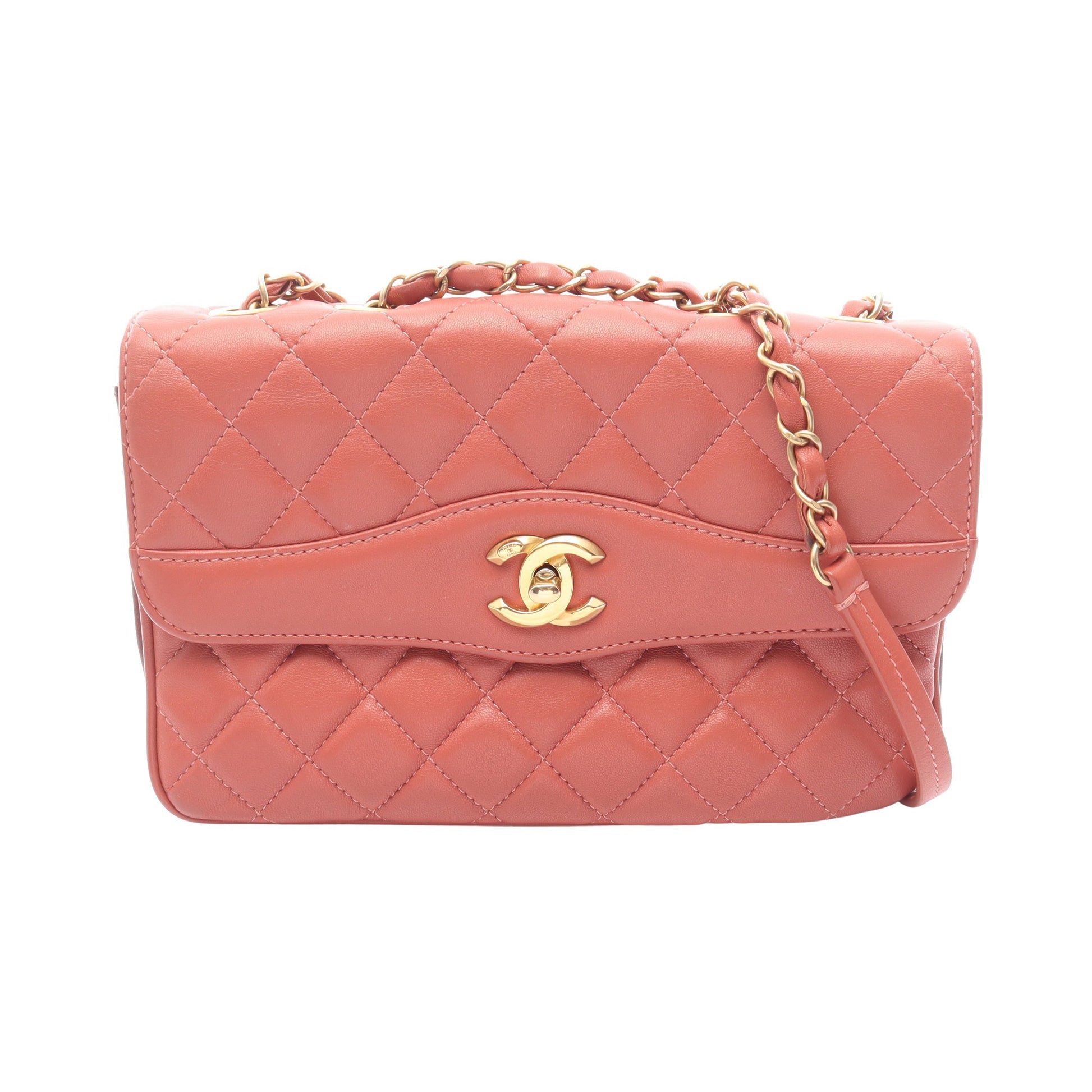 マトラッセ チェーンショルダーバッグ ラムスキン コーラルピンク ボルドー ゴールド金具 シャネル バッグ CHANEL