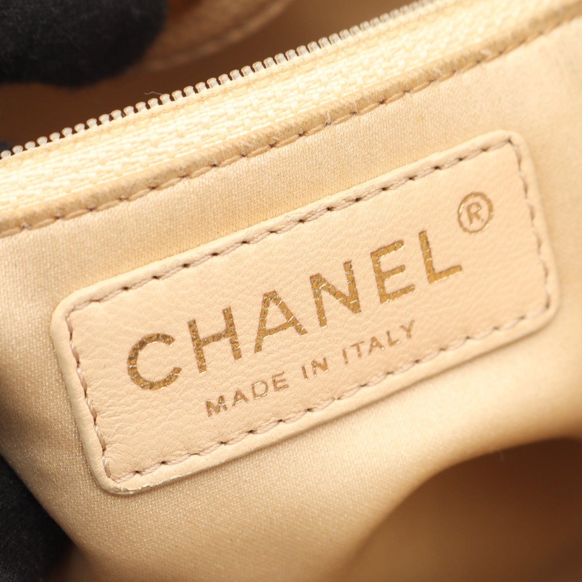 マトラッセ PST チェーンショルダーバッグ チェーントートバッグ キャビアスキン ベージュ ゴールド金具 シャネル バッグ CHANEL