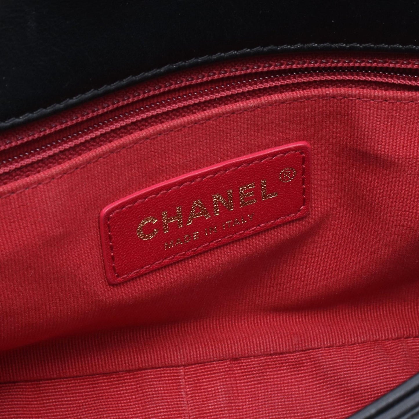 マトラッセ スモールフラップ チェーンショルダーバッグ レザー ブラック ゴールド金具 シャネル バッグ CHANEL