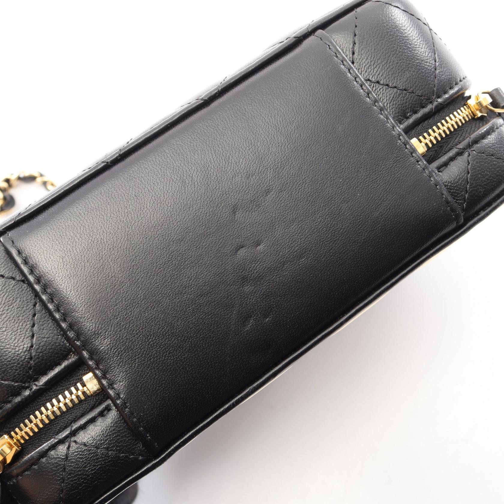 マトラッセ バニティバッグ 2WAY チェーンショルダーバッグ ラムスキン ブラック ゴールド ゴールド金具 シャネル バッグ CHANEL