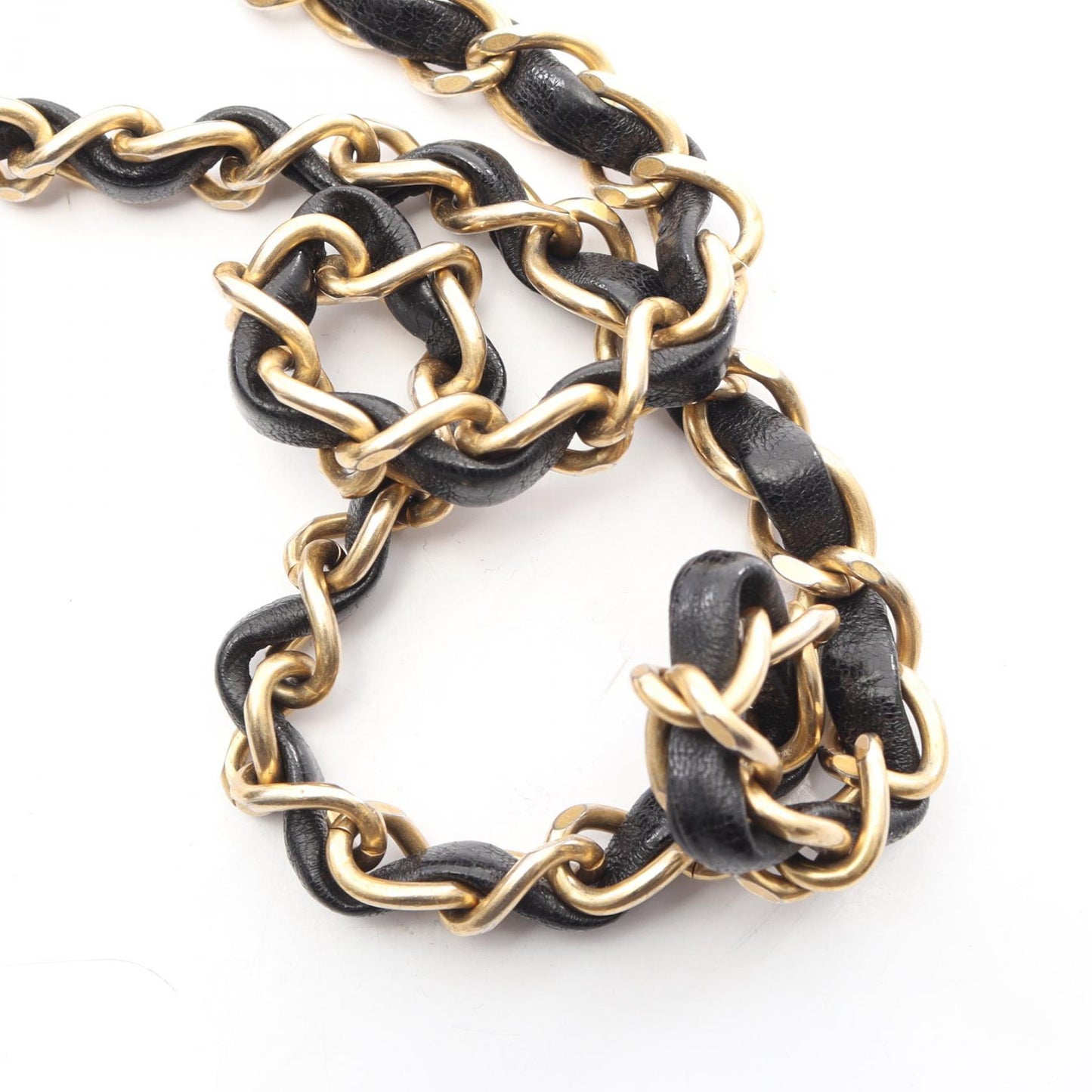 シェブロン Vステッチ ミニ チェーンショルダーバッグ ラムスキン ブラック ゴールド金具 シャネル バッグ CHANEL