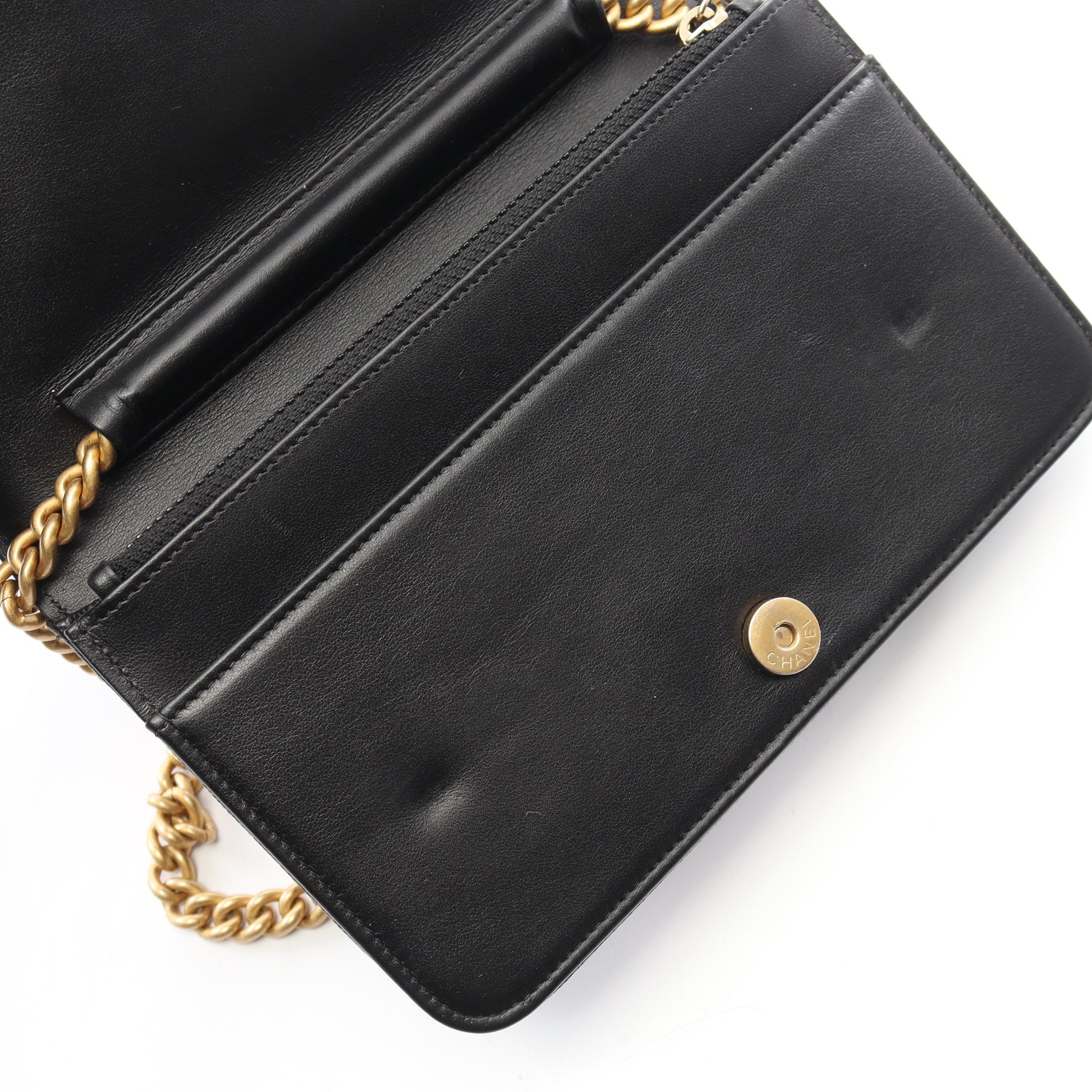 ボーイシャネル チェーンウォレット キャビアスキン ブラック ゴールド金具 シャネル バッグ CHANEL
