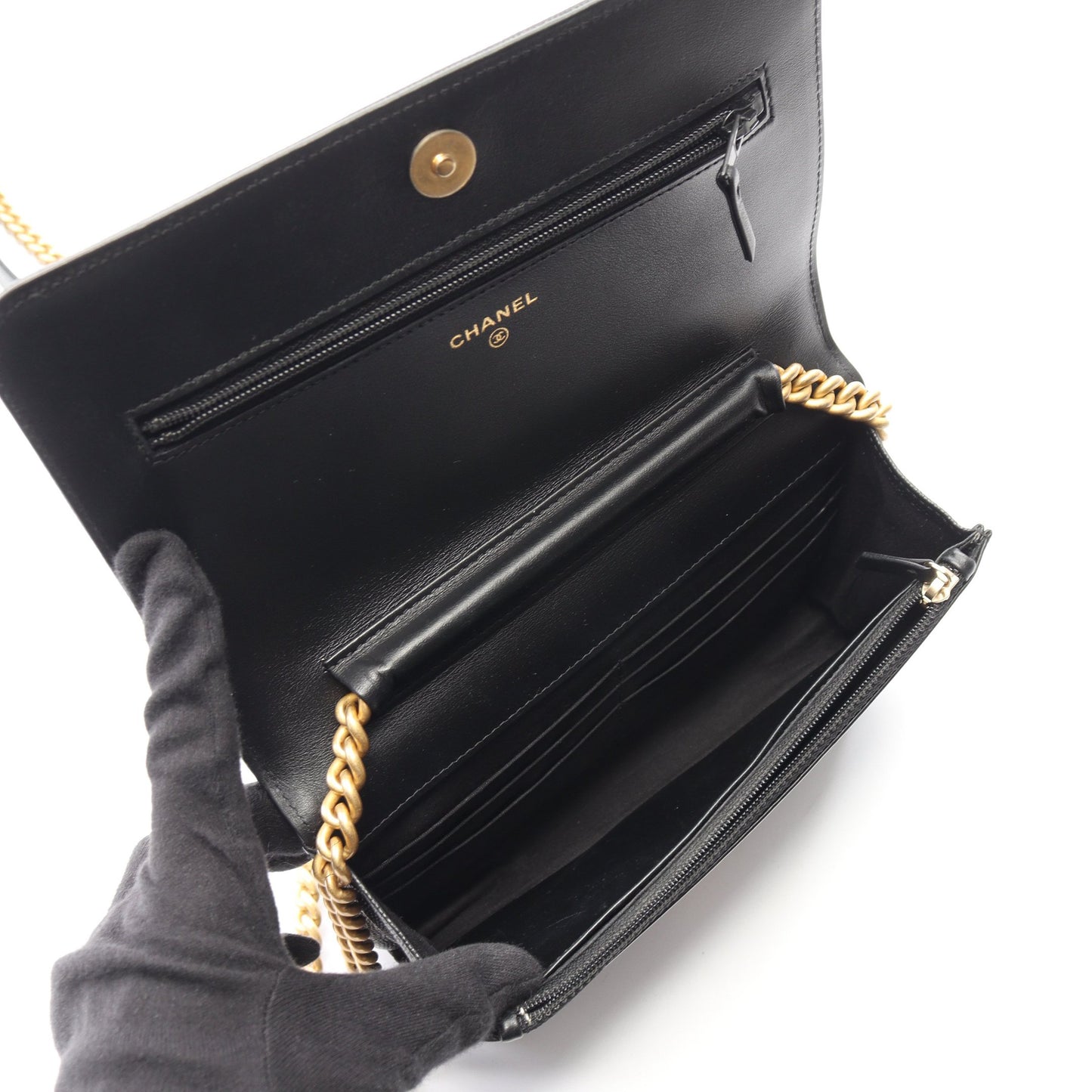 ボーイシャネル チェーンウォレット キャビアスキン ブラック ゴールド金具 シャネル バッグ CHANEL