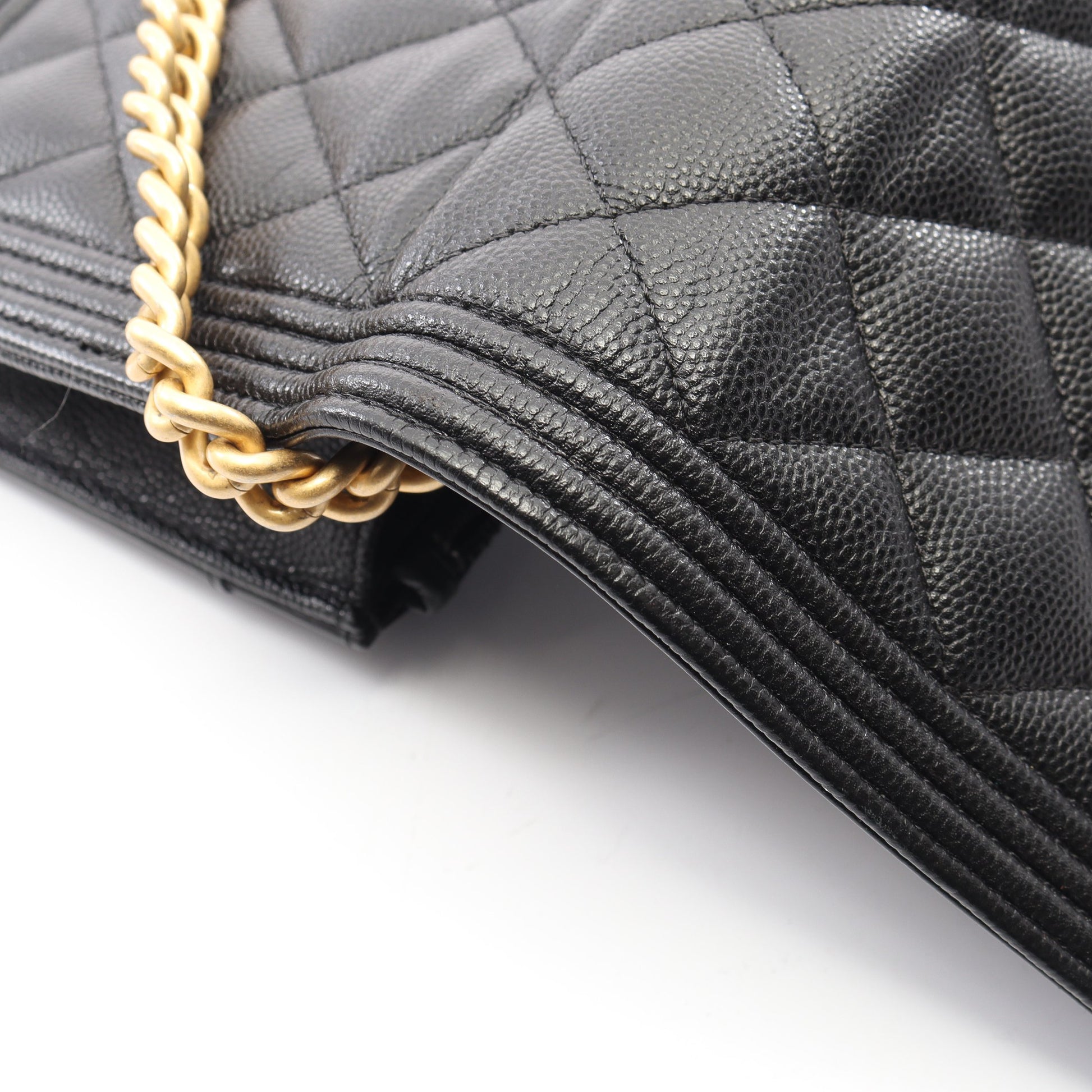 ボーイシャネル チェーンウォレット キャビアスキン ブラック ゴールド金具 シャネル バッグ CHANEL