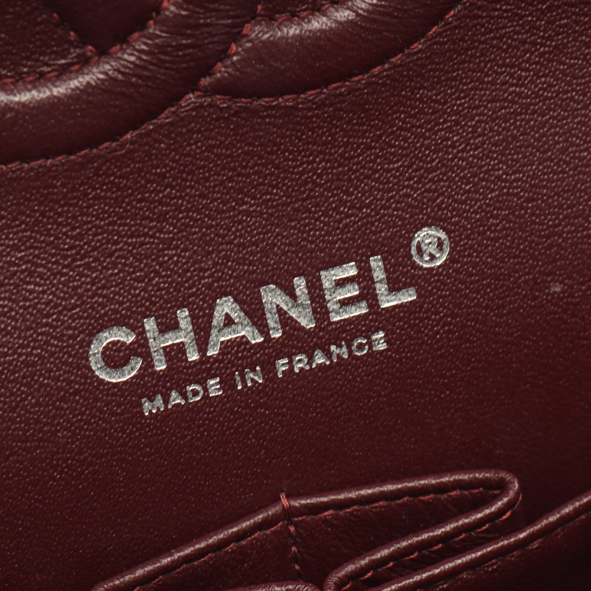 マトラッセ Wフラップ Wチェーンショルダーバッグ キャビアスキン ブラック シルバー金具 シャネル バッグ CHANEL