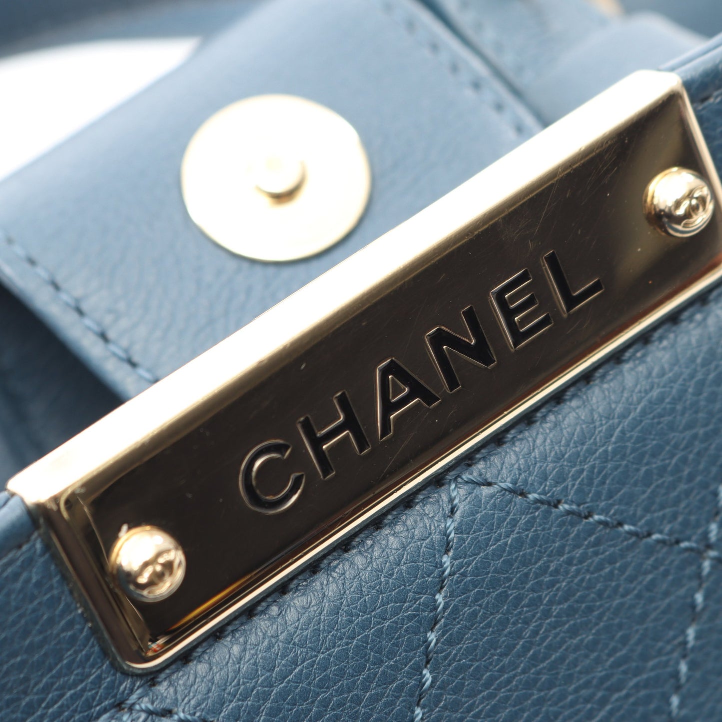 マトラッセ 2WAY チェーンショルダーバッグ レザー ブルー ゴールド金具 シャネル バッグ CHANEL