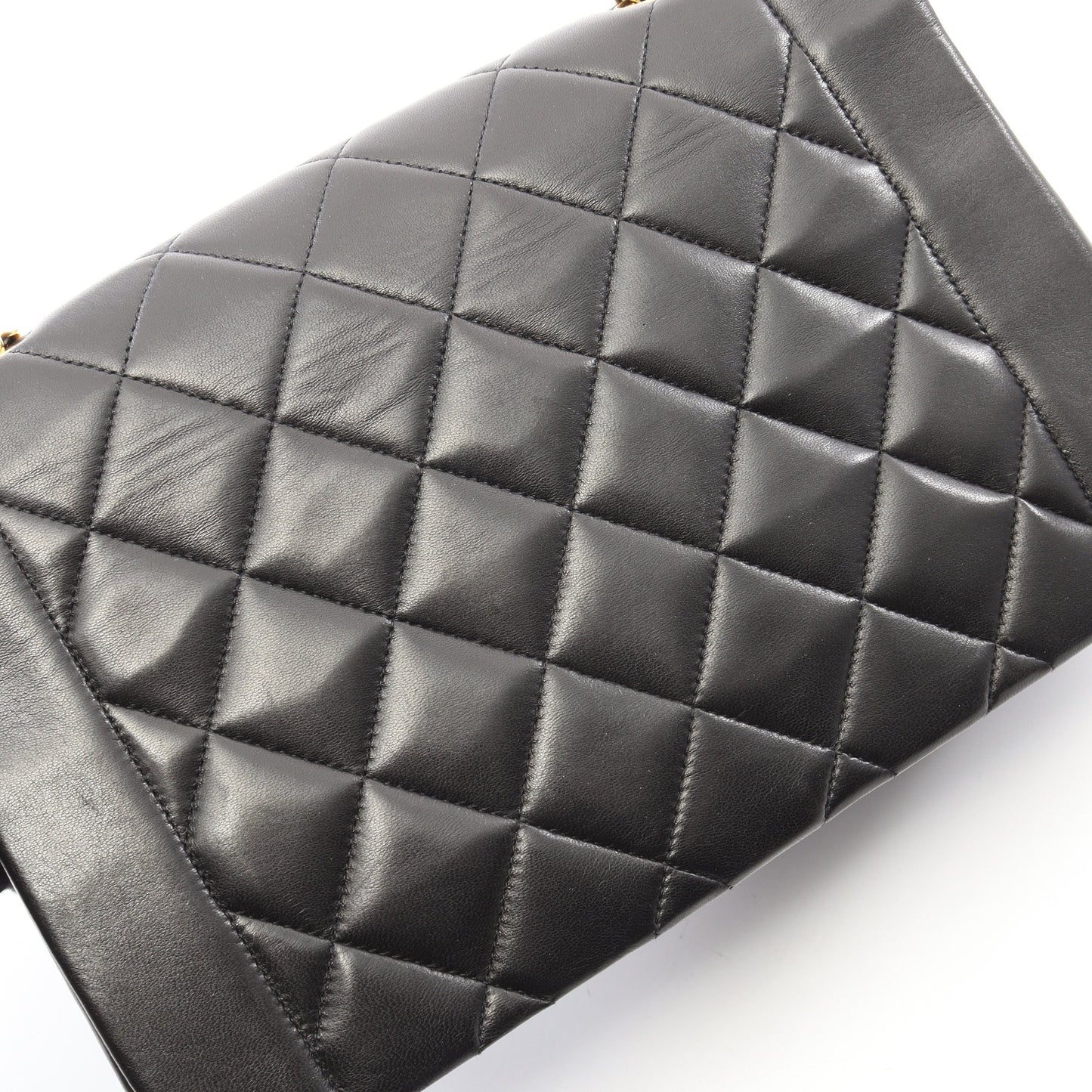 マトラッセ ダイアナフラップ チェーンショルダーバッグ ラムスキン ブラック ゴールド金具 シャネル バッグ CHANEL