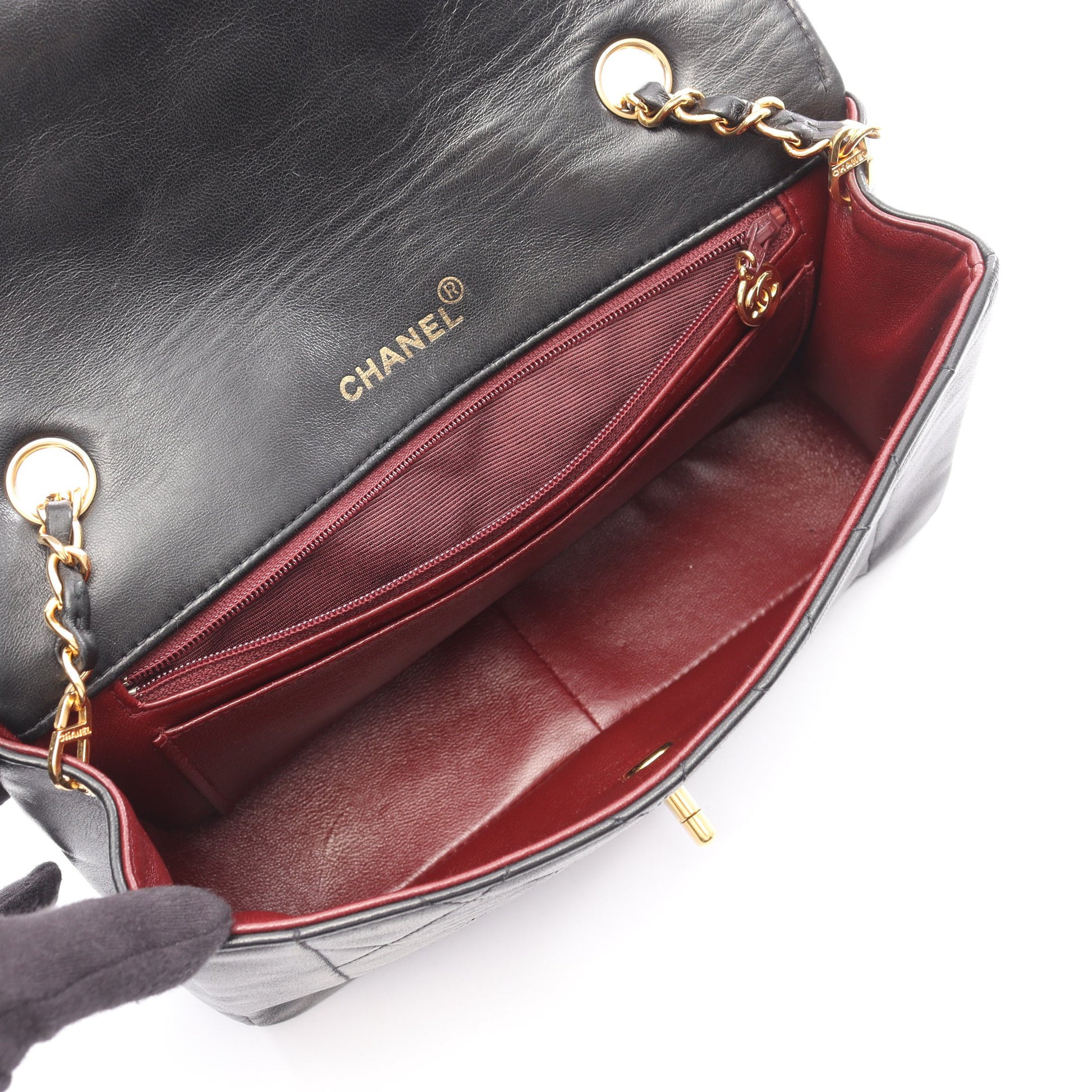マトラッセ シングルフラップ チェーンショルダーバッグ ラムスキン ブラック ゴールド金具 シャネル バッグ CHANEL