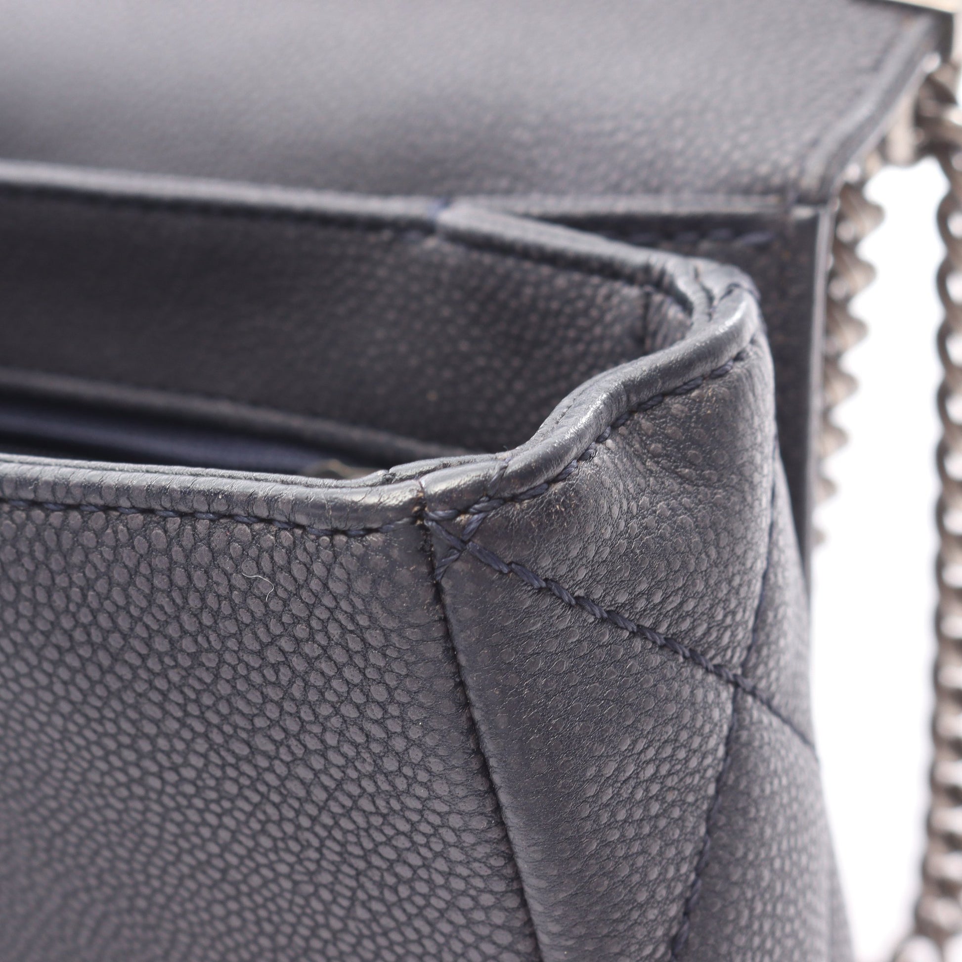 マトラッセ チェーンショルダーバッグ キャビアスキン ダークグレー シルバー金具 シャネル バッグ CHANEL
