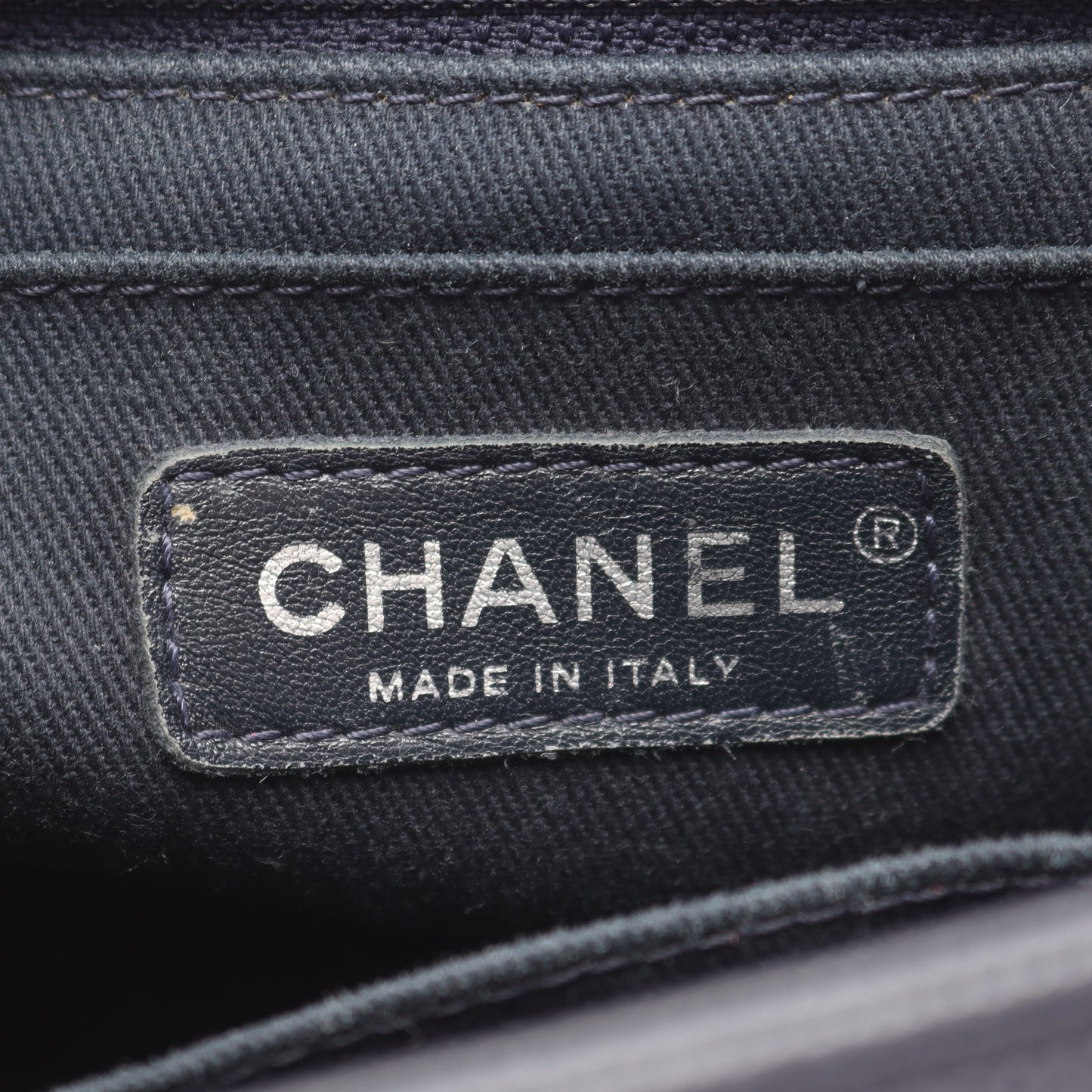 マトラッセ チェーンショルダーバッグ キャビアスキン ダークグレー シルバー金具 シャネル バッグ CHANEL