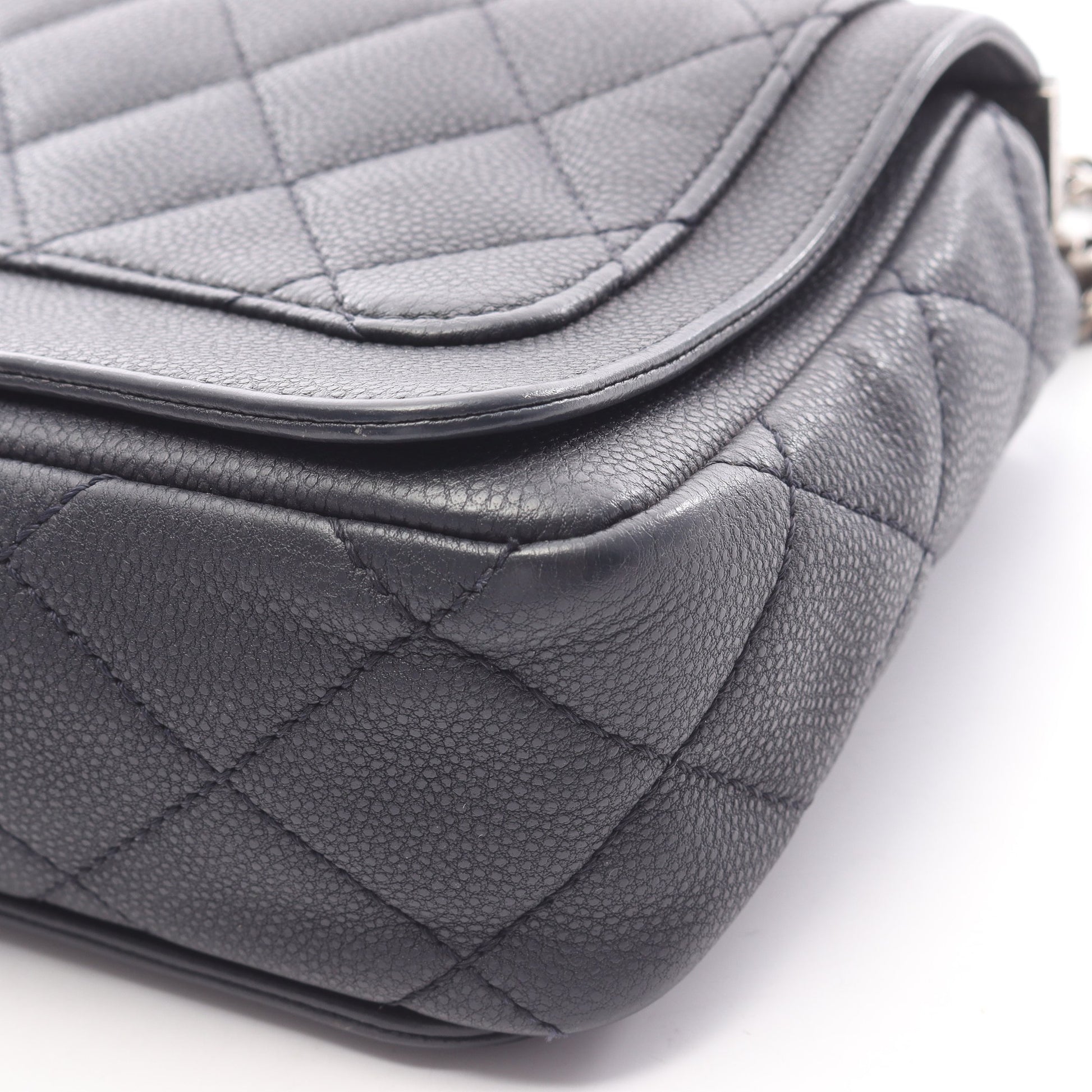 マトラッセ チェーンショルダーバッグ キャビアスキン ダークグレー シルバー金具 シャネル バッグ CHANEL