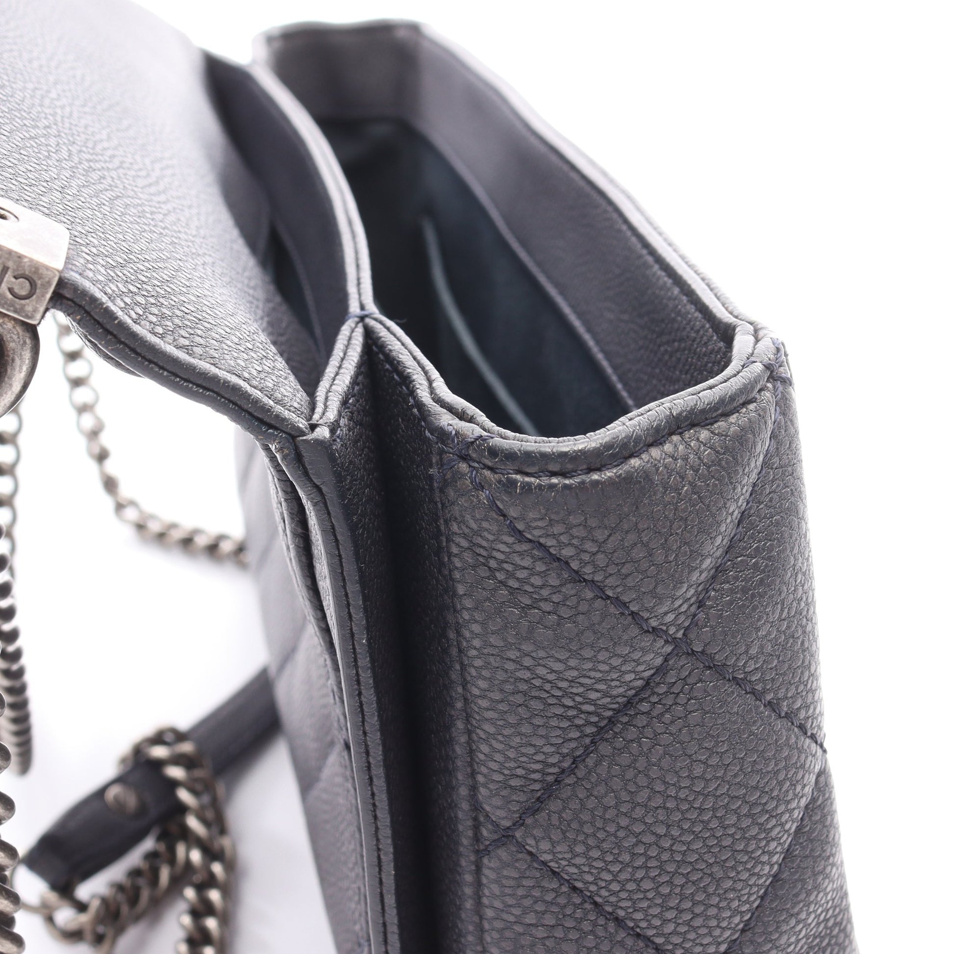 マトラッセ チェーンショルダーバッグ キャビアスキン ダークグレー シルバー金具 シャネル バッグ CHANEL