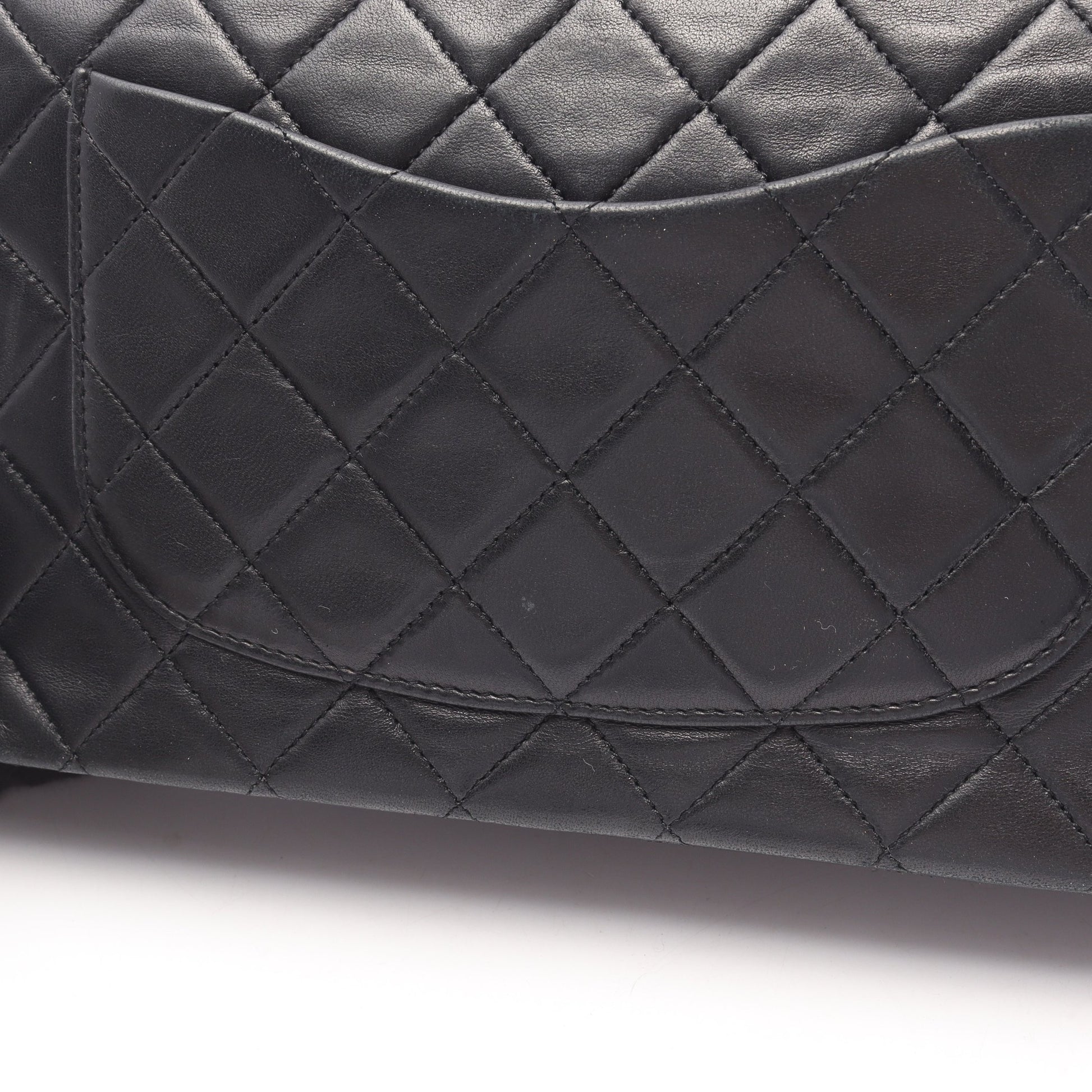 マトラッセ Wフラップ Wチェーンショルダーバッグ ラムスキン ブラック ゴールド金具 シャネル バッグ CHANEL