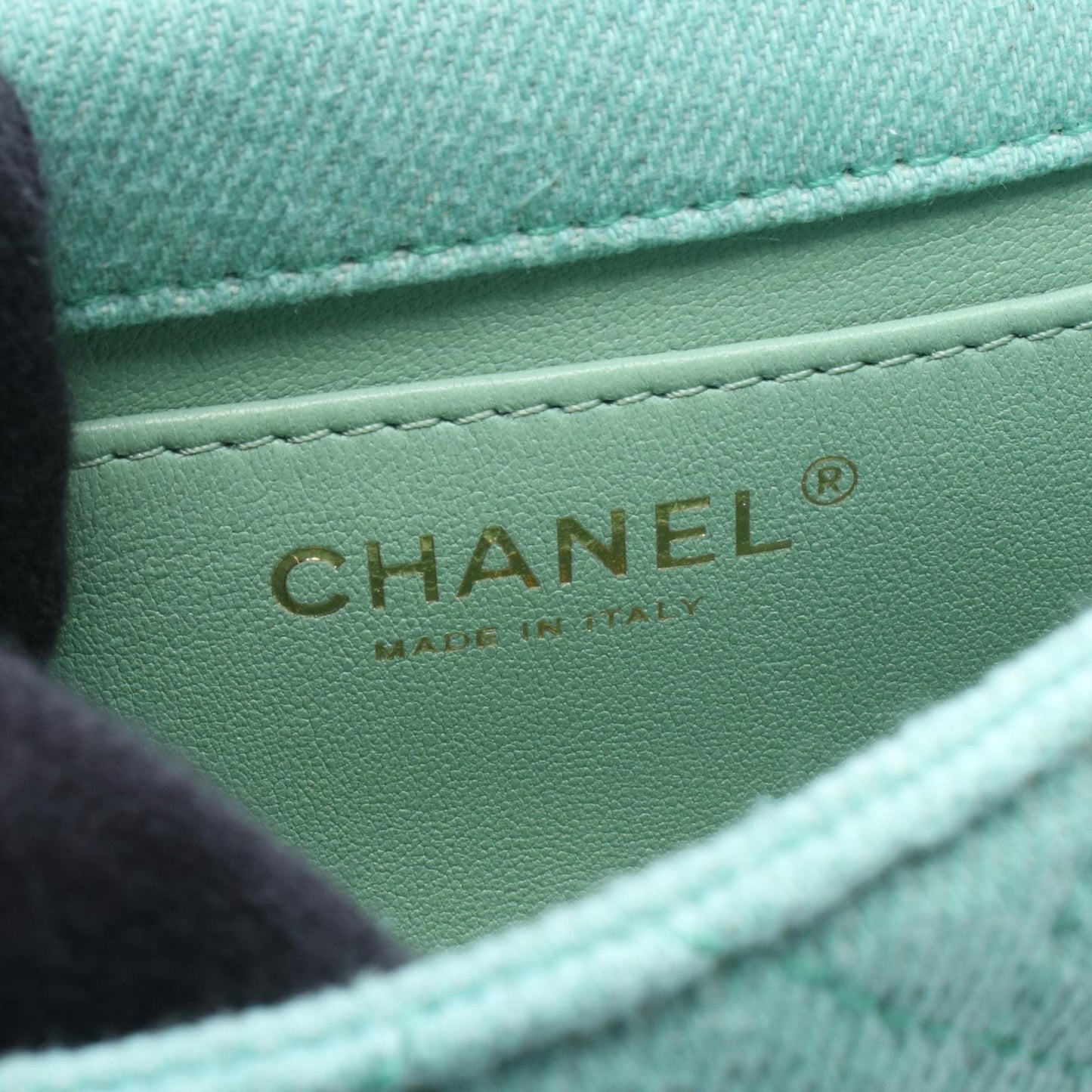 マトラッセ チェーンショルダーバッグ デニム エメラルドグリーン ゴールド金具 シャネル バッグ CHANEL