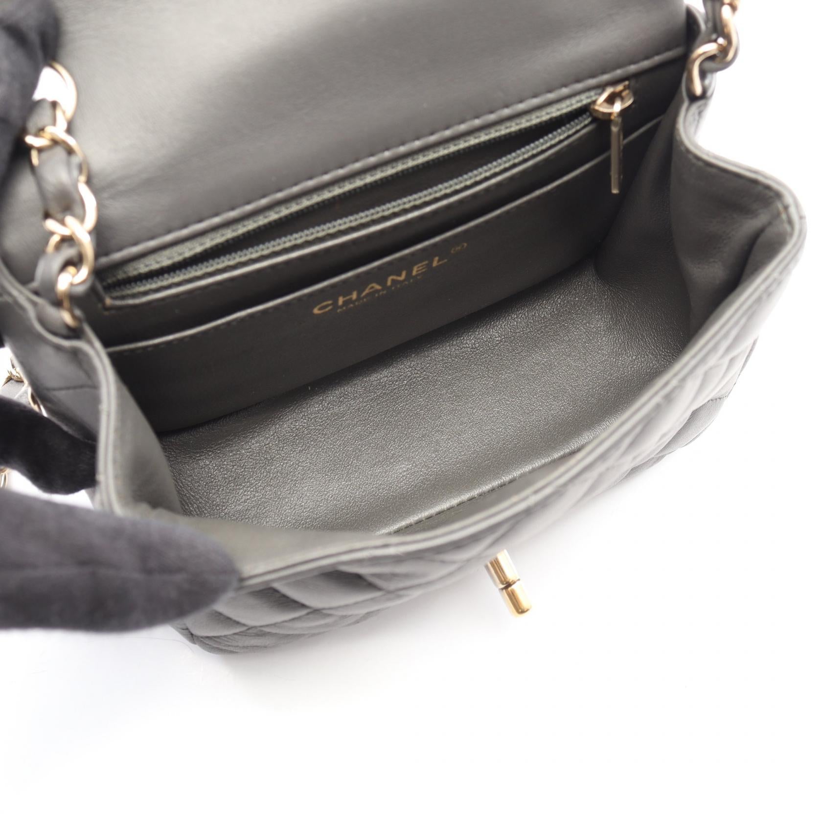 ミニマトラッセ チェーンショルダーバッグ ラムスキン グレー ゴールド金具 シャネル バッグ CHANEL