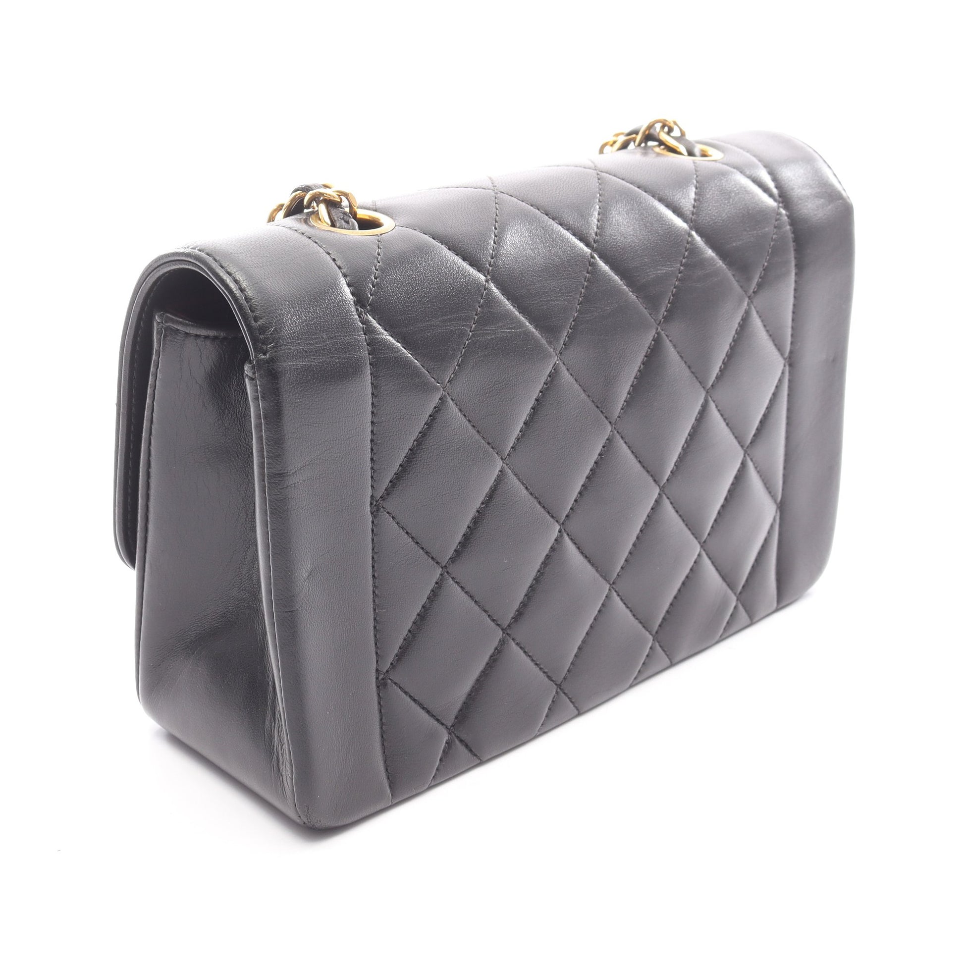 マトラッセ ダイアナフラップ チェーンショルダーバッグ ラムスキン ブラック ゴールド金具 シャネル バッグ CHANEL