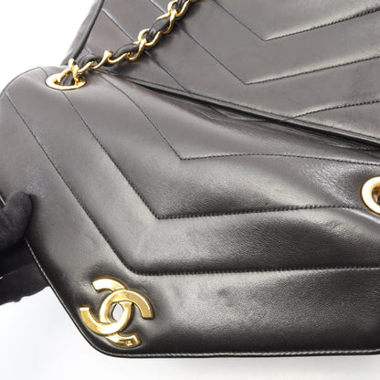 Vステッチ チェーンショルダーバッグ ラムスキン ブラック ゴールド金具 シャネル バッグ CHANEL