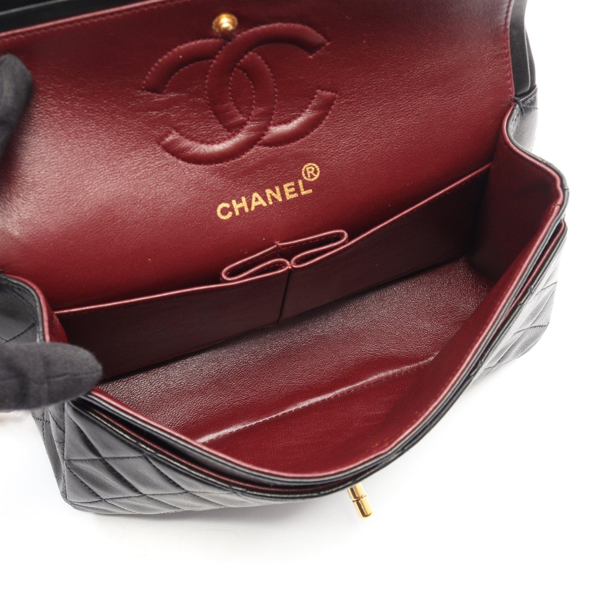 マトラッセ Wフラップ Wチェーンショルダーバッグ ラムスキン ブラック ゴールド金具 シャネル バッグ CHANEL