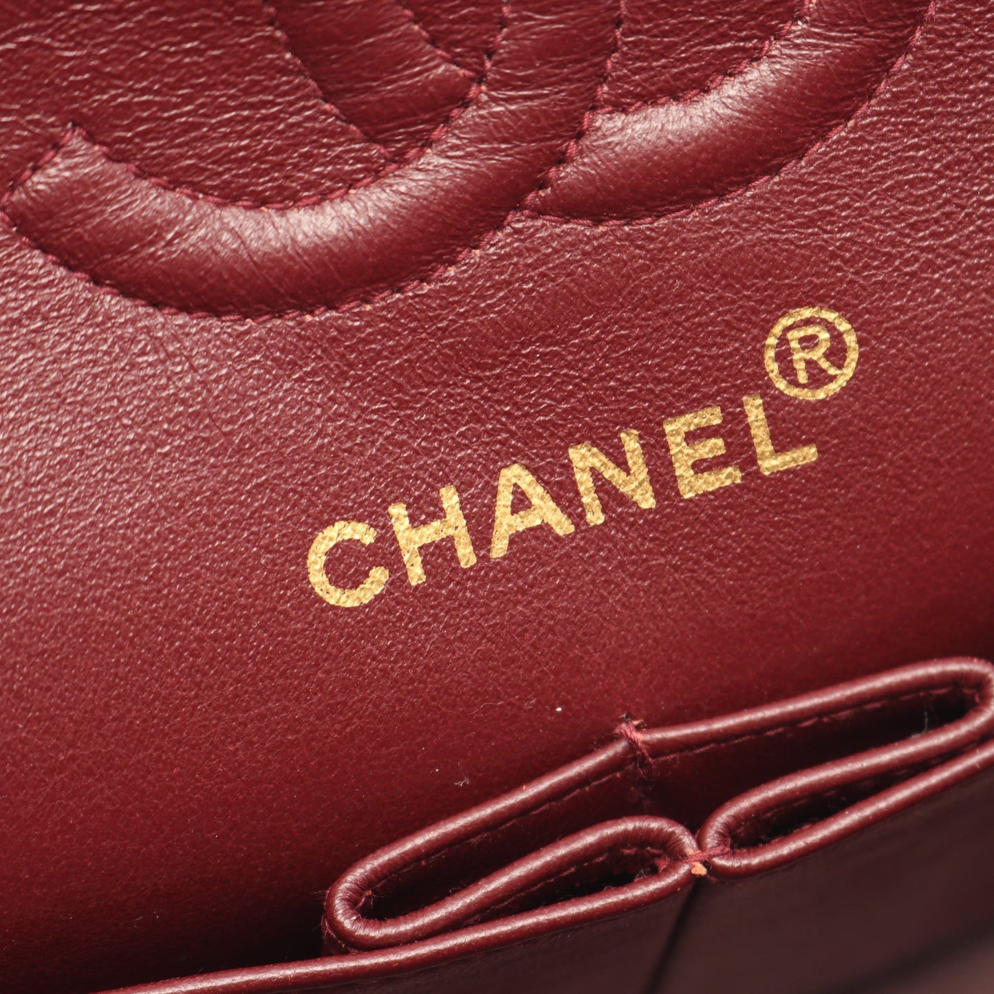 マトラッセ Wフラップ Wチェーンショルダーバッグ ラムスキン ブラック ゴールド金具 シャネル バッグ CHANEL
