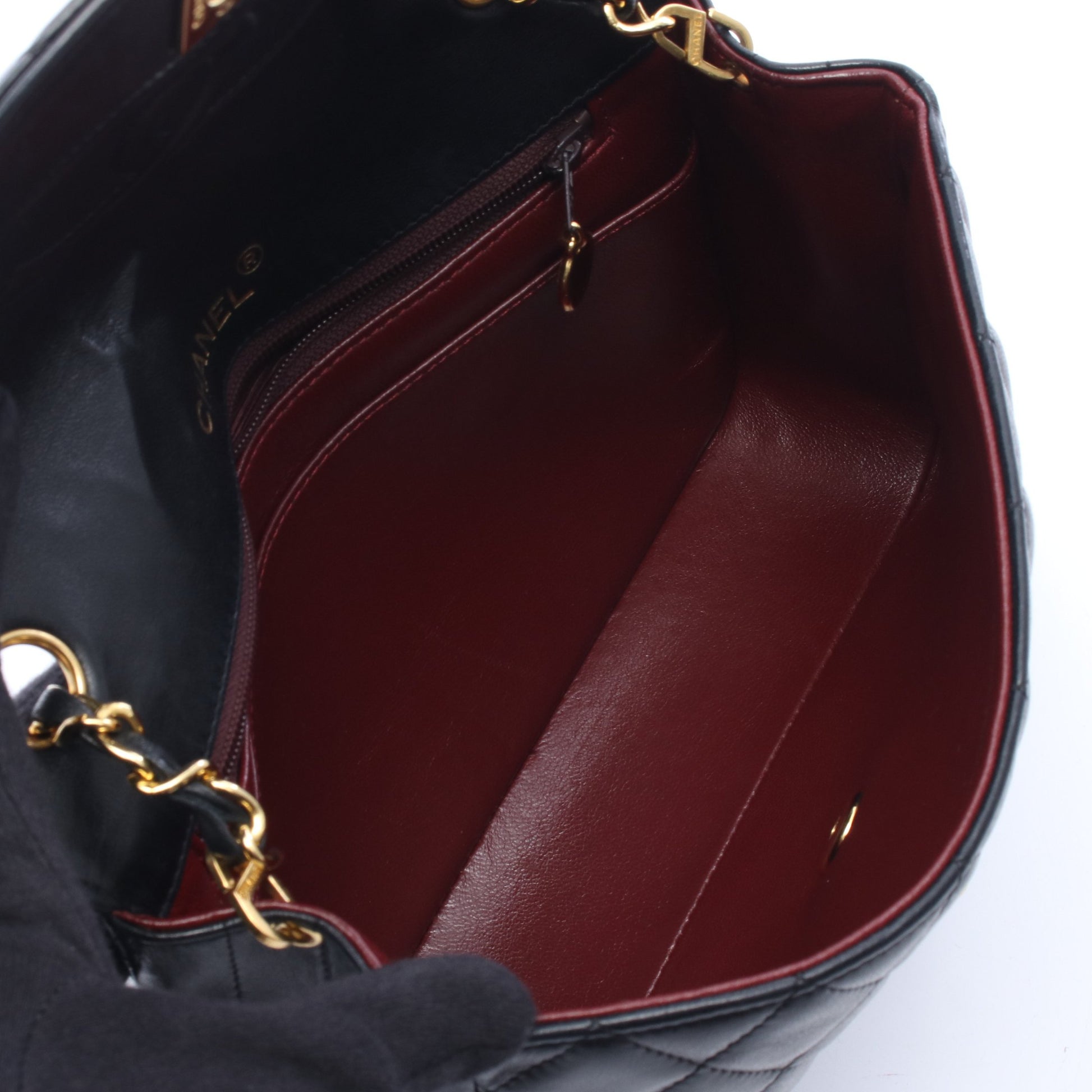 マトラッセ チェーンショルダーバッグ ラムスキン ブラック ゴールド金具 シャネル バッグ CHANEL