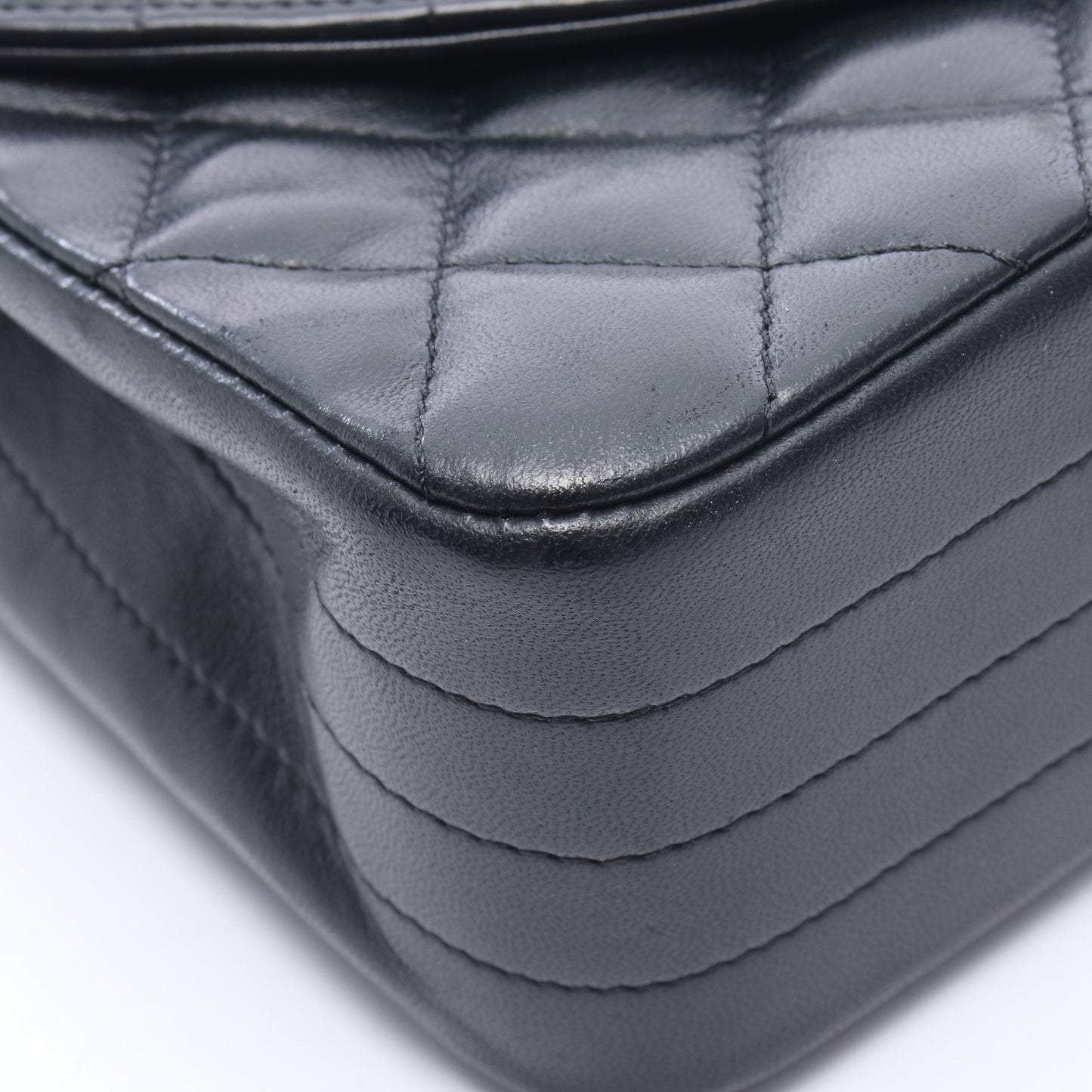 マトラッセ チェーンショルダーバッグ ラムスキン ブラック ゴールド金具 シャネル バッグ CHANEL