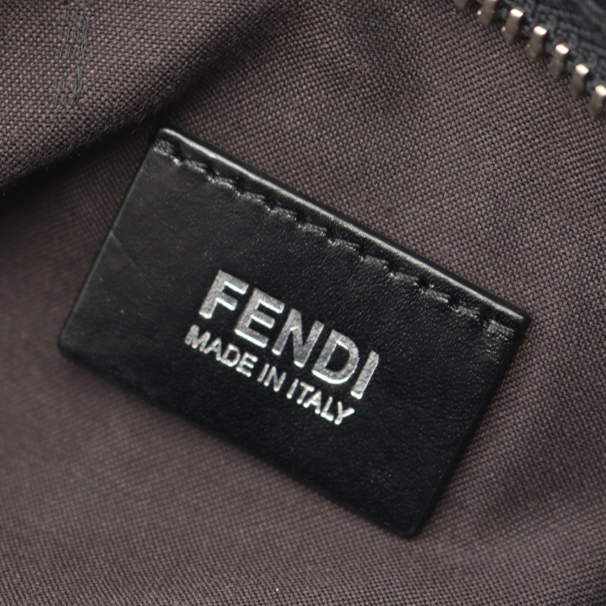 ズッカ ベルトバッグ ウエストバッグ ボディバッグ ナイロン レザー ブラック フェンディ バッグ FENDI