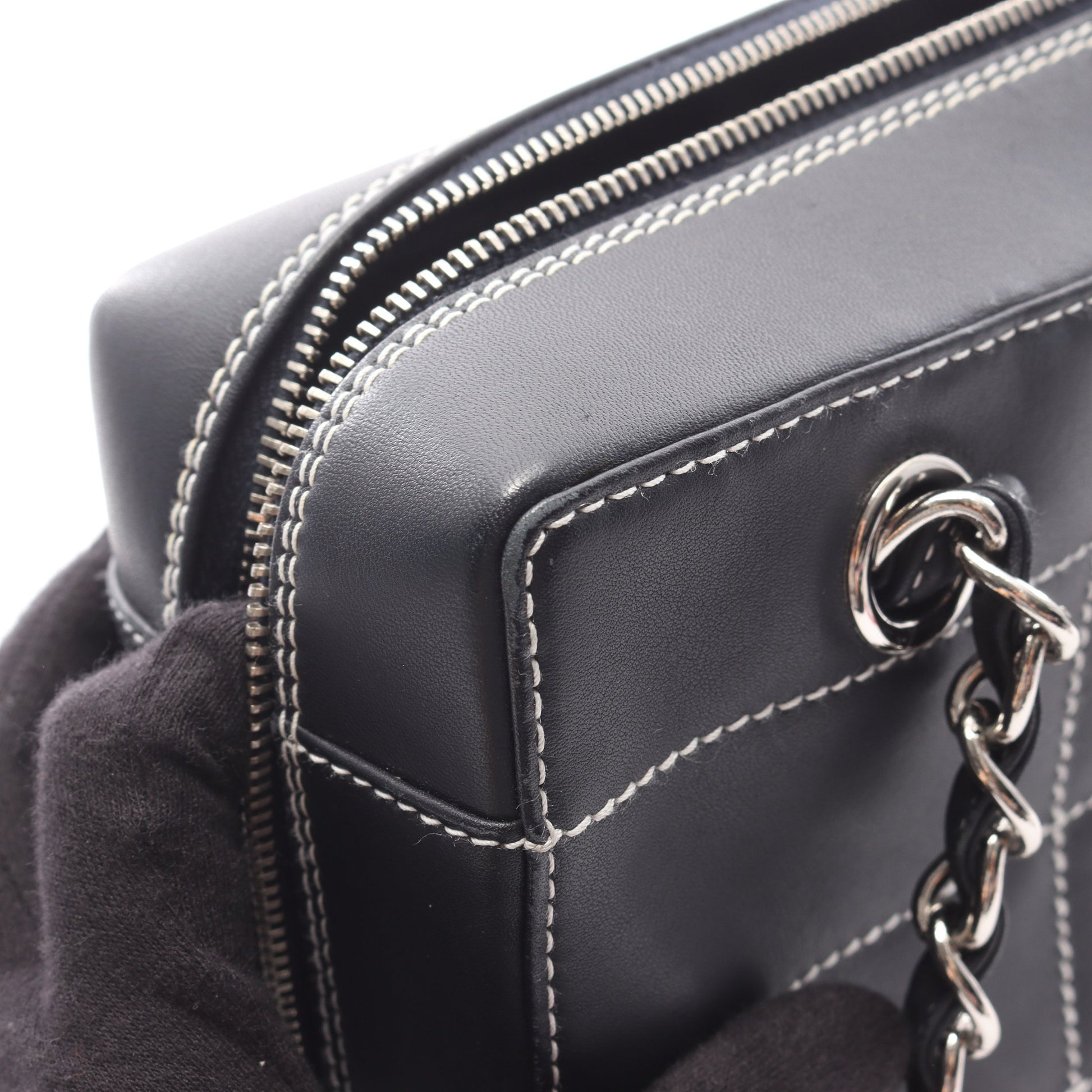 チョコバー ワイルドステッチ チェーンショルダーバッグ レザー ダークネイビー シルバー金具 シャネル バッグ CHANEL