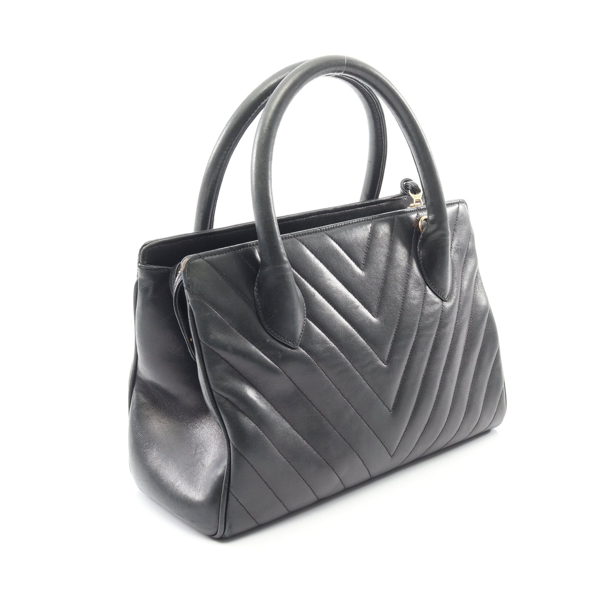 シェブロン Vステッチ 2WAY ハンドバッグ ラムスキン ブラック ゴールド金具 ヴィンテージ シャネル バッグ CHANEL