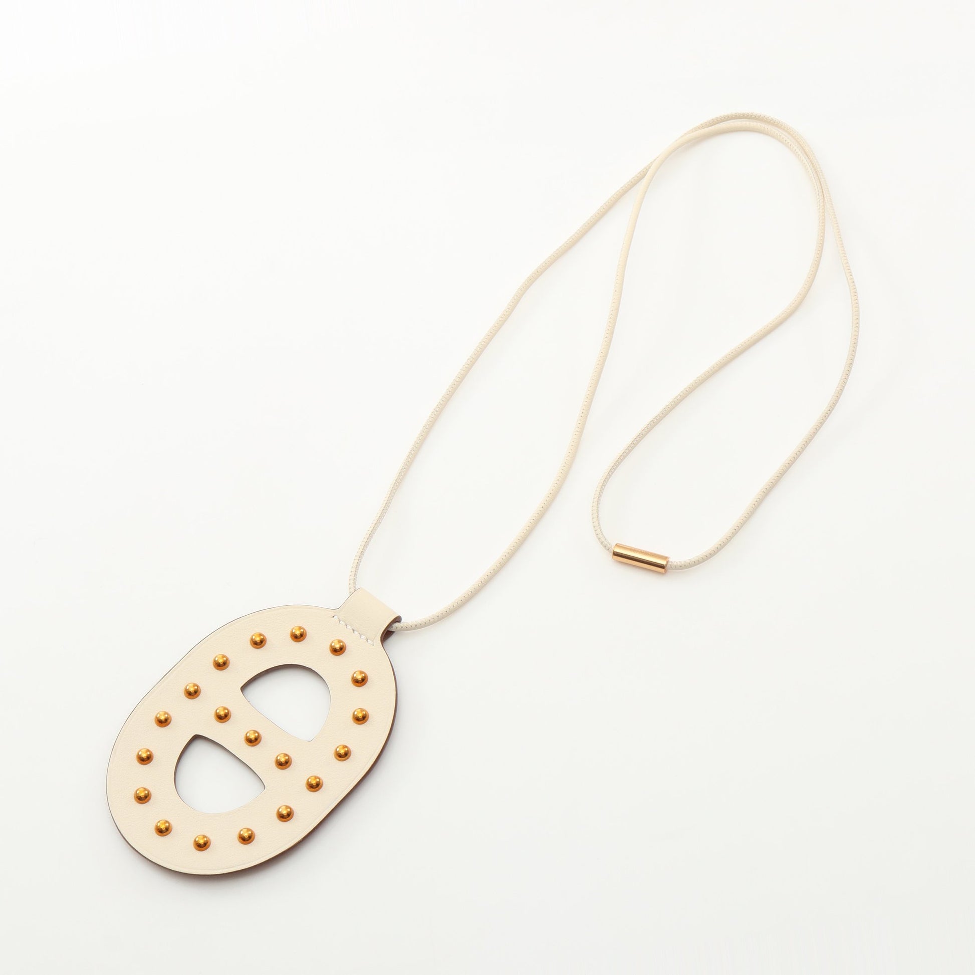 シェーヌダンクルGM ナタ スタッズ ネックレス ヴォースイフト アイボリー U刻印 エルメス アクセサリー HERMES