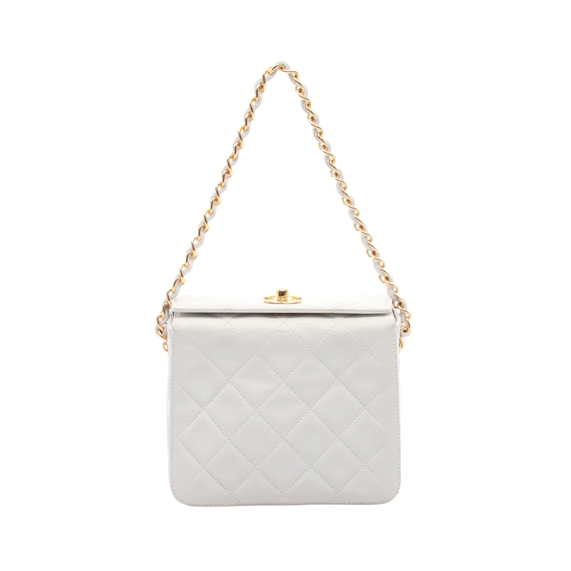 マトラッセ チェーンハンドバッグ ラムスキン ホワイト ゴールド金具 シャネル バッグ CHANEL