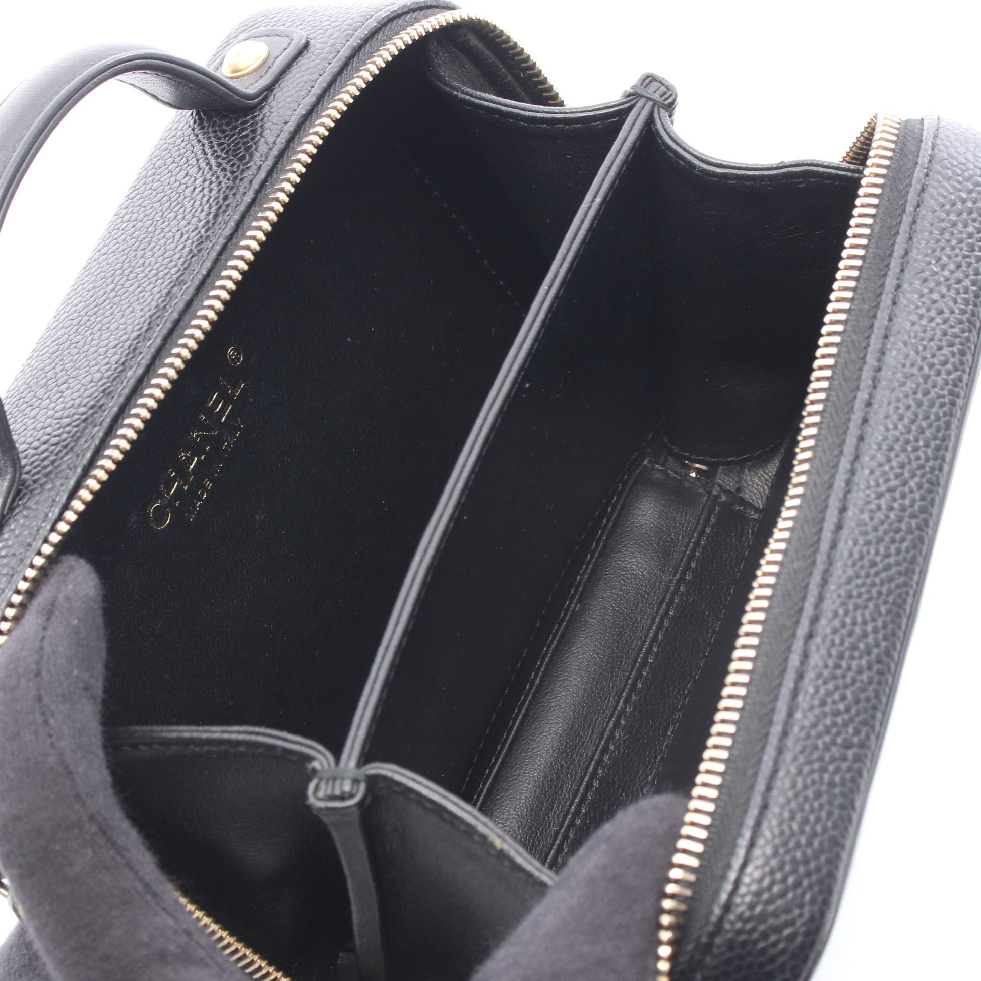 CCフィグリー スモール バニティバッグ チェーンショルダーバッグ キャビアスキン レザー ブラック ゴールド金具 シャネル バッグ CHANEL