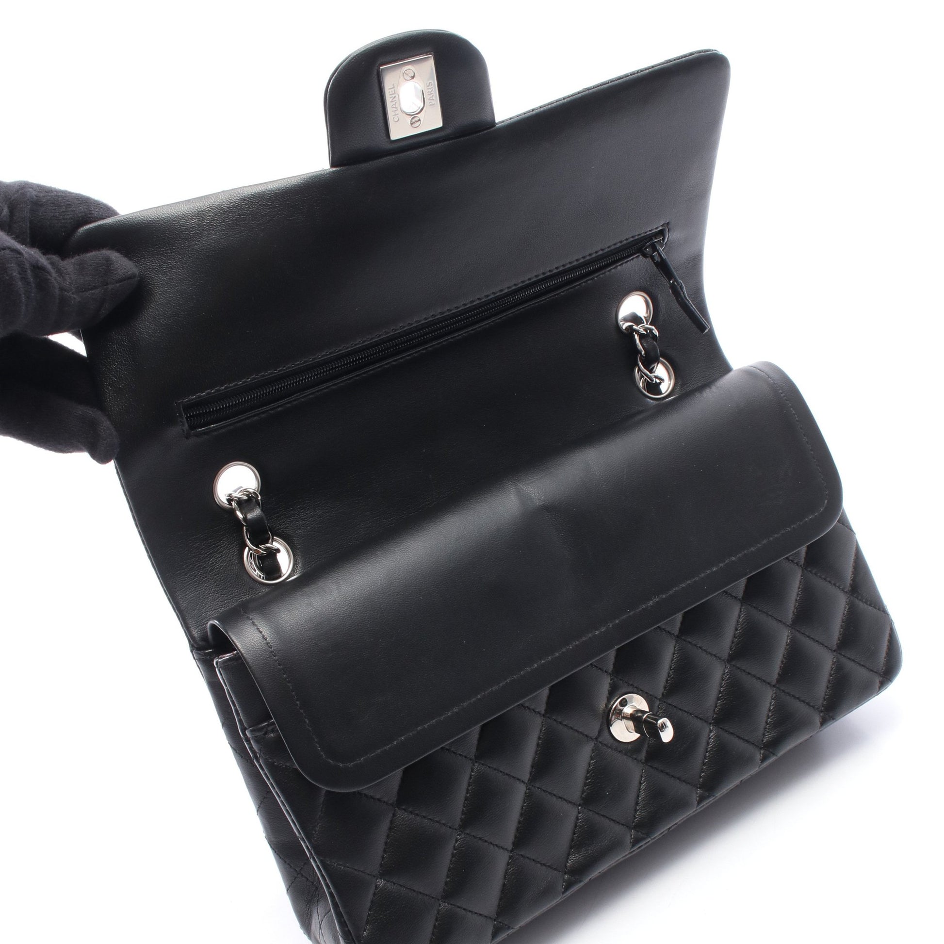 マトラッセ Wフラップ Wチェーンショルダーバッグ ラムスキン ブラック シルバー金具 シャネル バッグ CHANEL