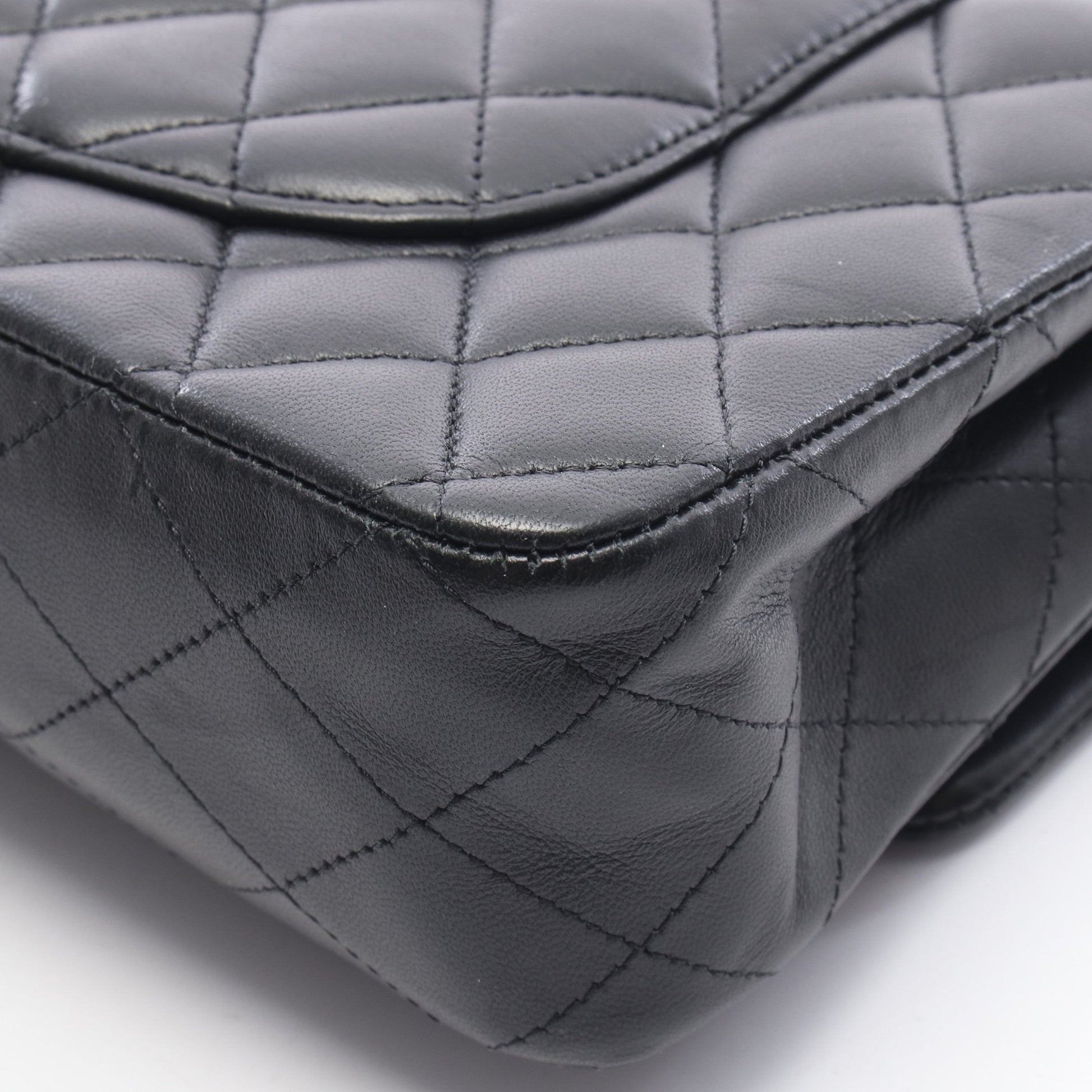 マトラッセ Wフラップ Wチェーンショルダーバッグ ラムスキン ブラック シルバー金具 シャネル バッグ CHANEL
