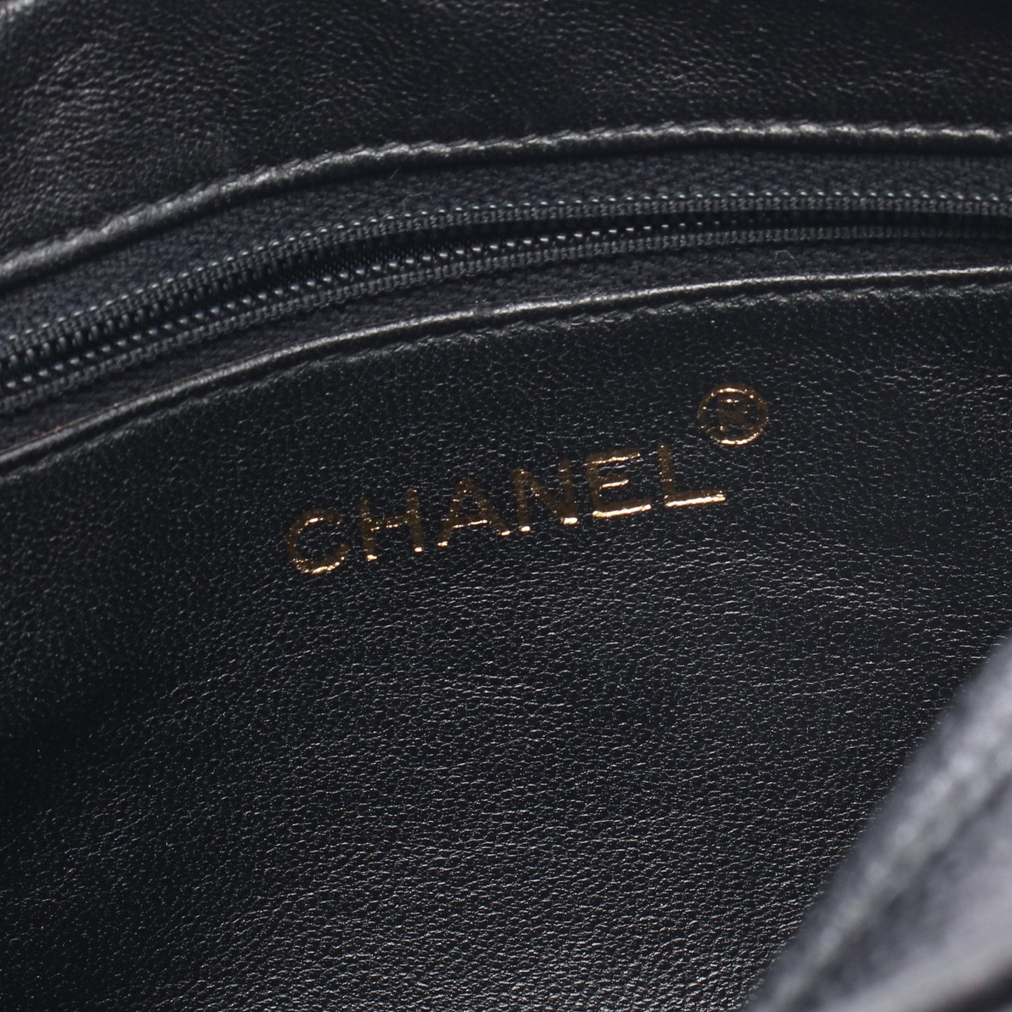 マトラッセ ココボール ミニ チェーンショルダーバッグ キャビアスキン ブラック ゴールド金具 シャネル バッグ CHANEL