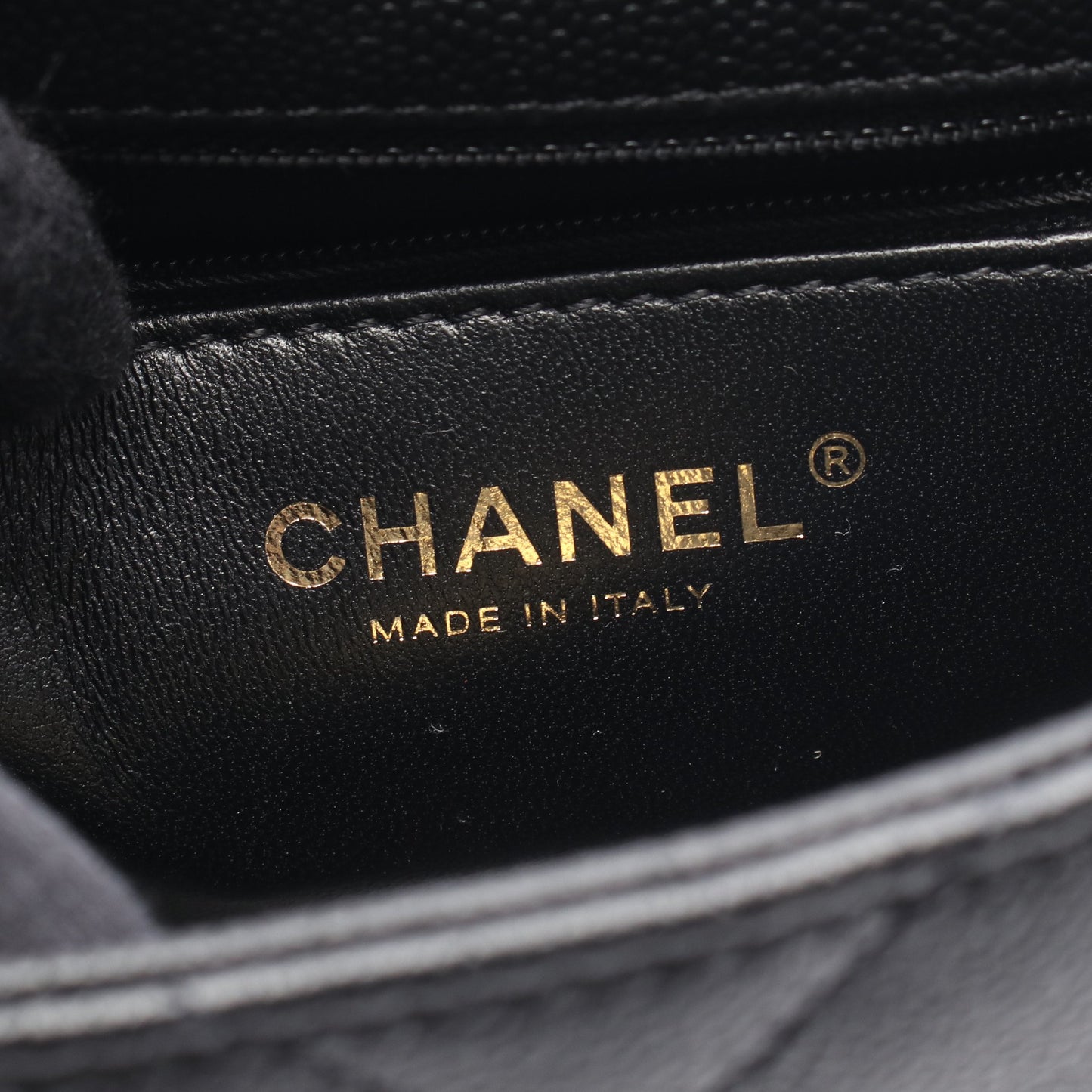 マトラッセ Wチェーンショルダーバッグ キャビアスキン ブラック ゴールド金具 シャネル バッグ CHANEL
